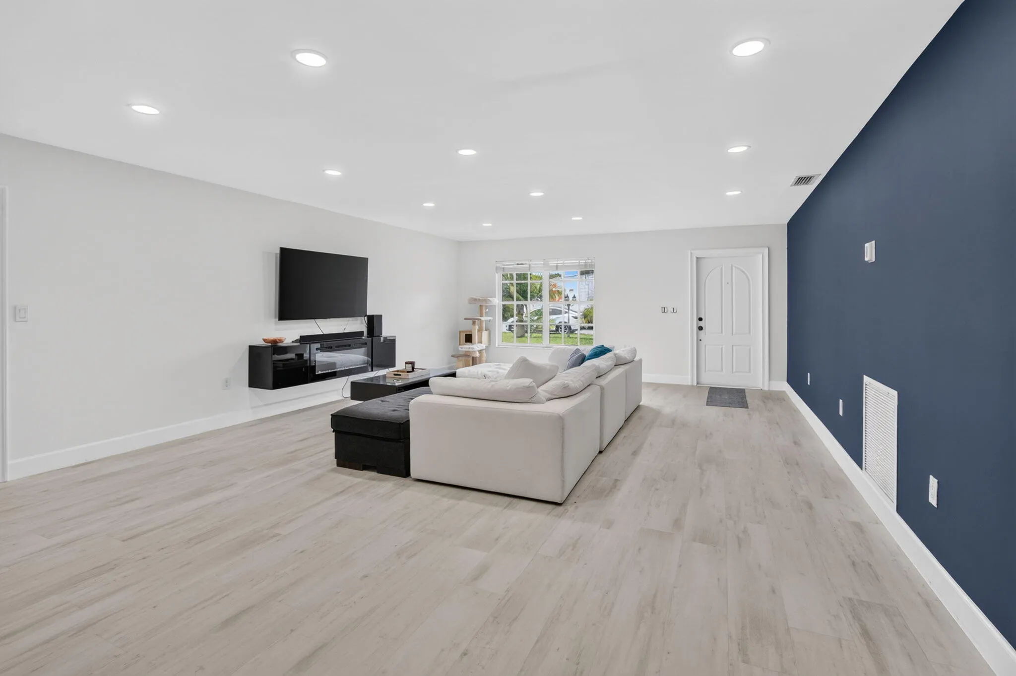5029 Madison Road
