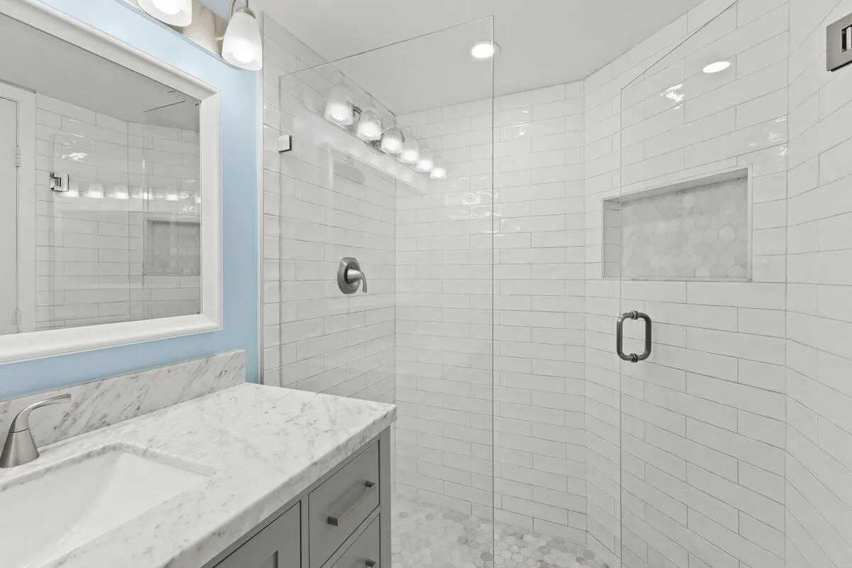 2106 S CYPRESS BEND Drive #506