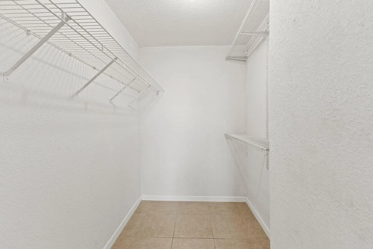 2106 S CYPRESS BEND Drive #506