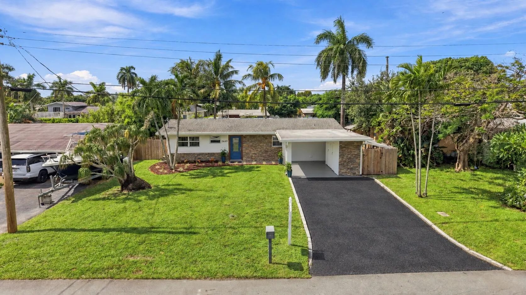 2449 KEY LARGO Lane
