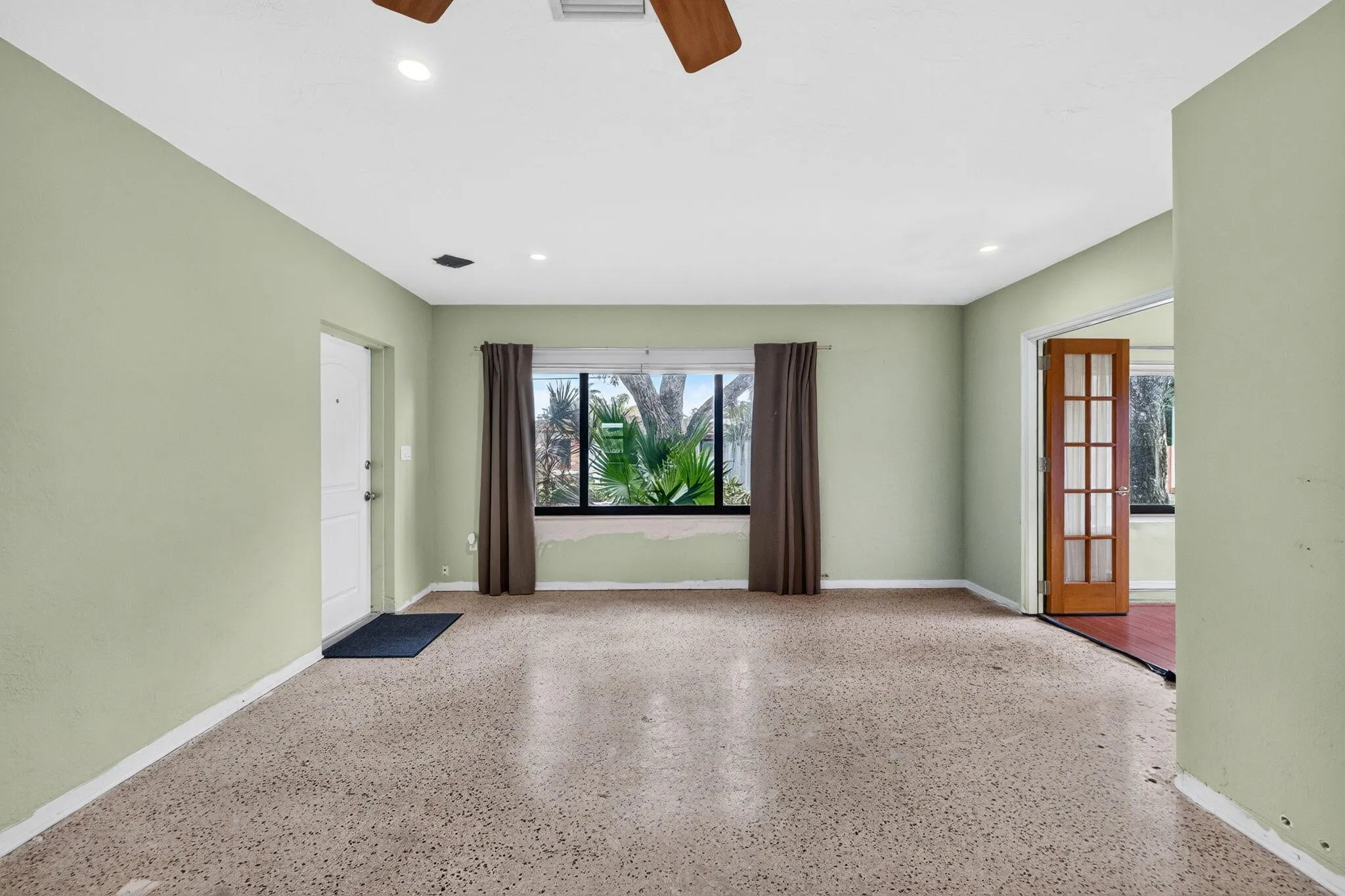 1515 NE 16TH Street