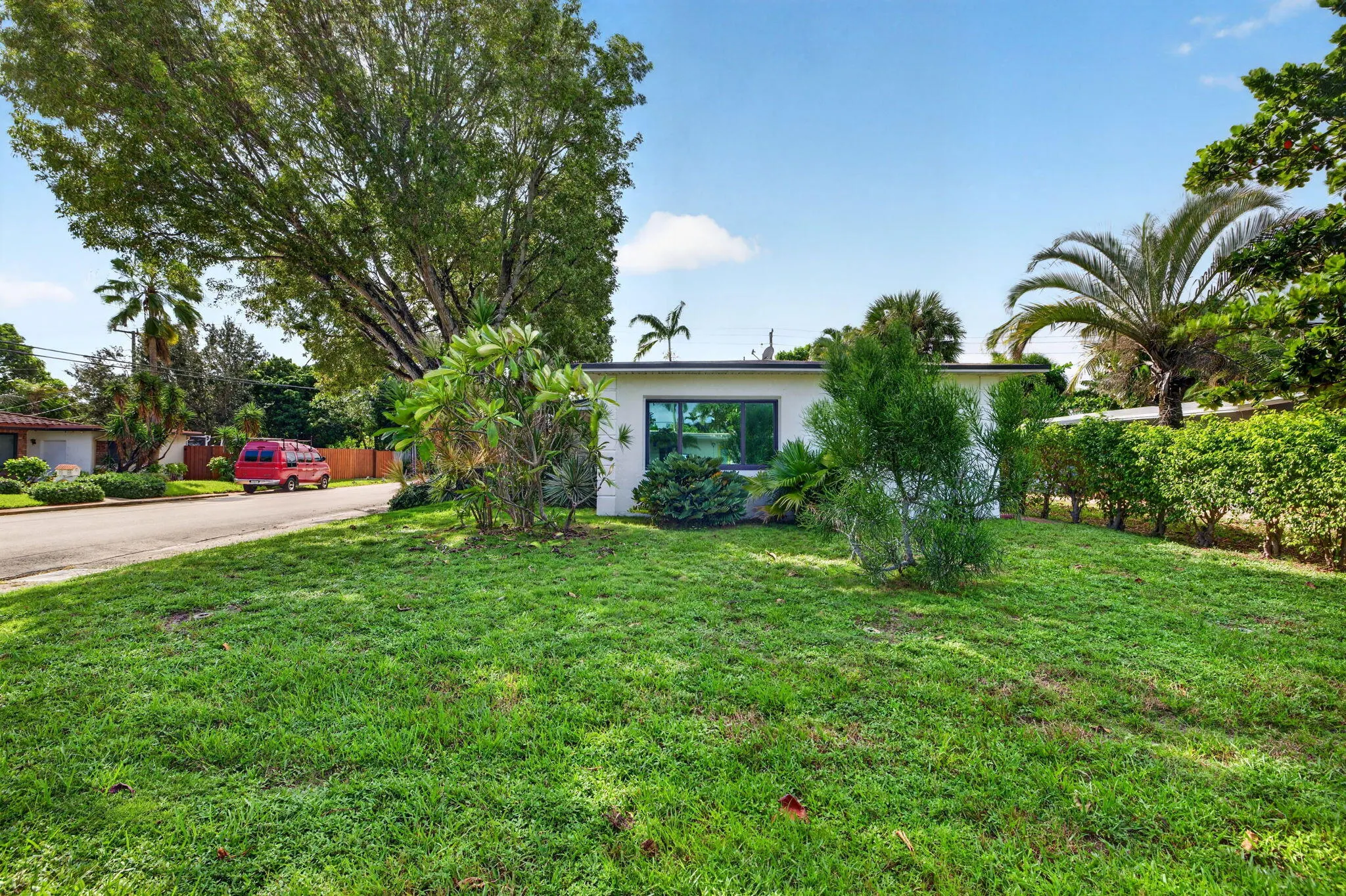 1515 NE 16TH Street
