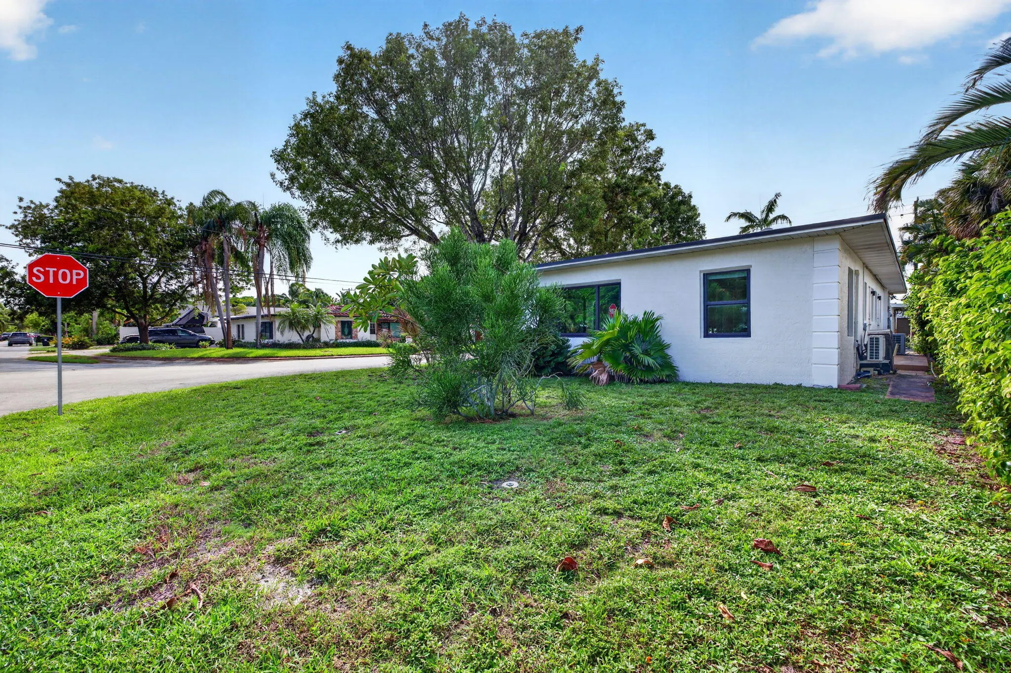1515 NE 16TH Street