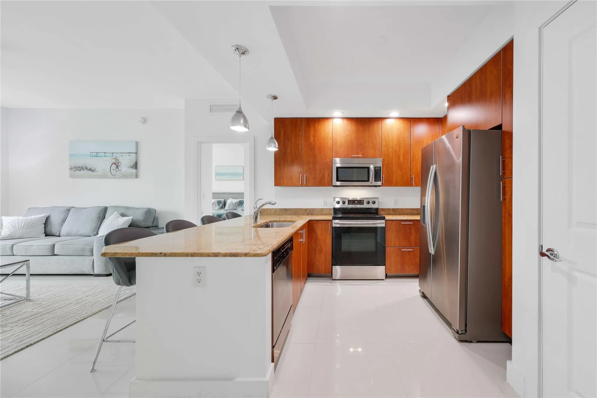 315 NE 3RD Avenue #1404