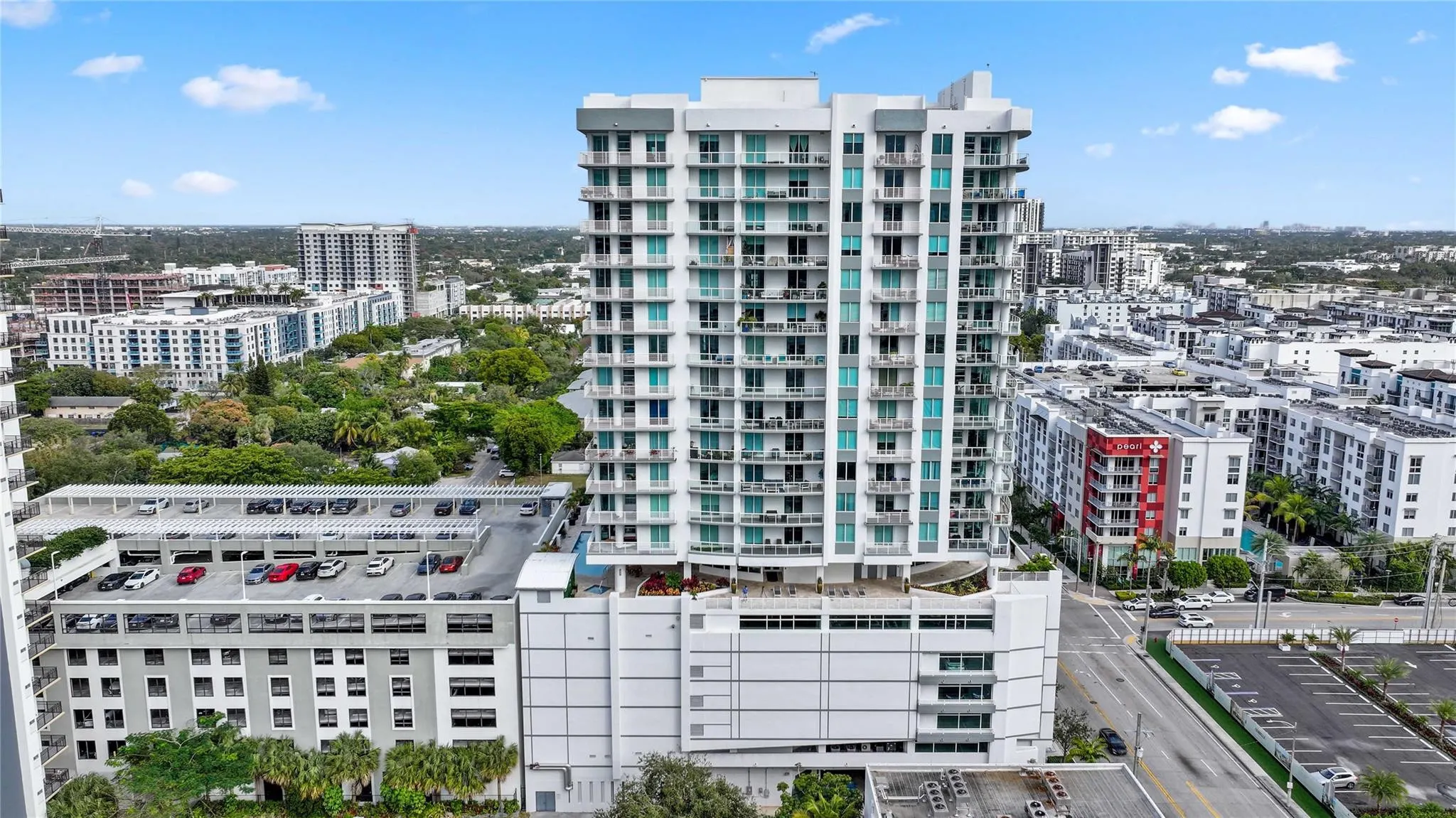 315 NE 3RD Avenue #1404