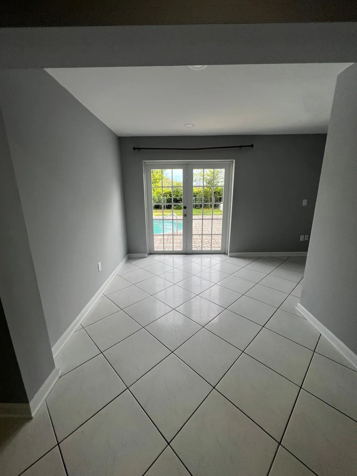 101 SANDPIPER Avenue