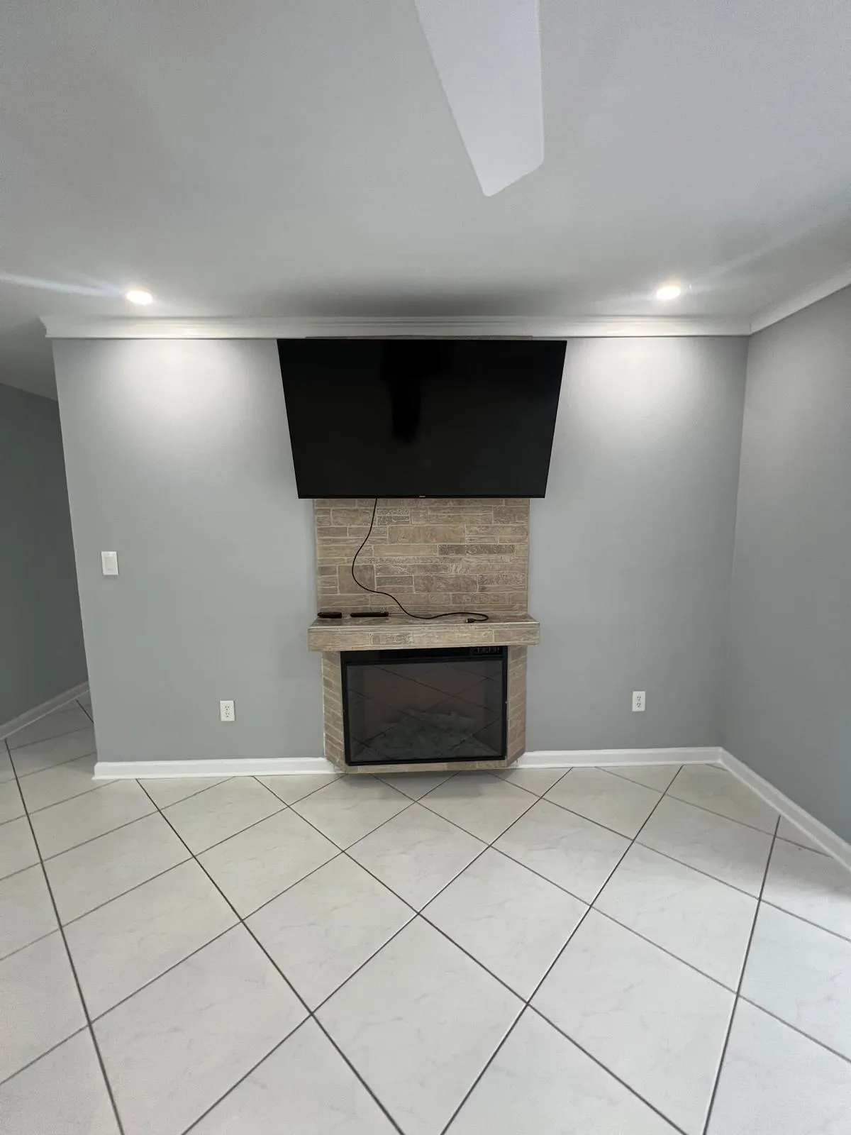 101 SANDPIPER Avenue