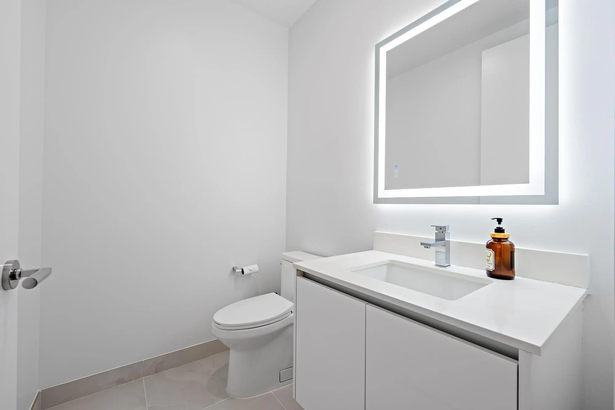 220 Lake Shore Drive #1802