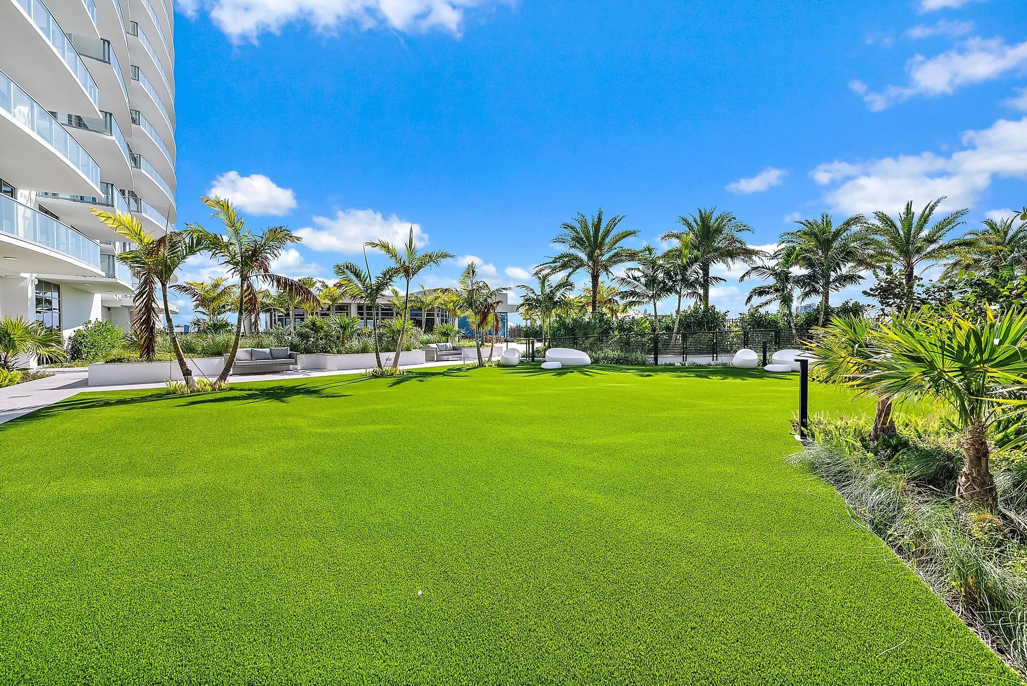 220 Lake Shore Drive #1802