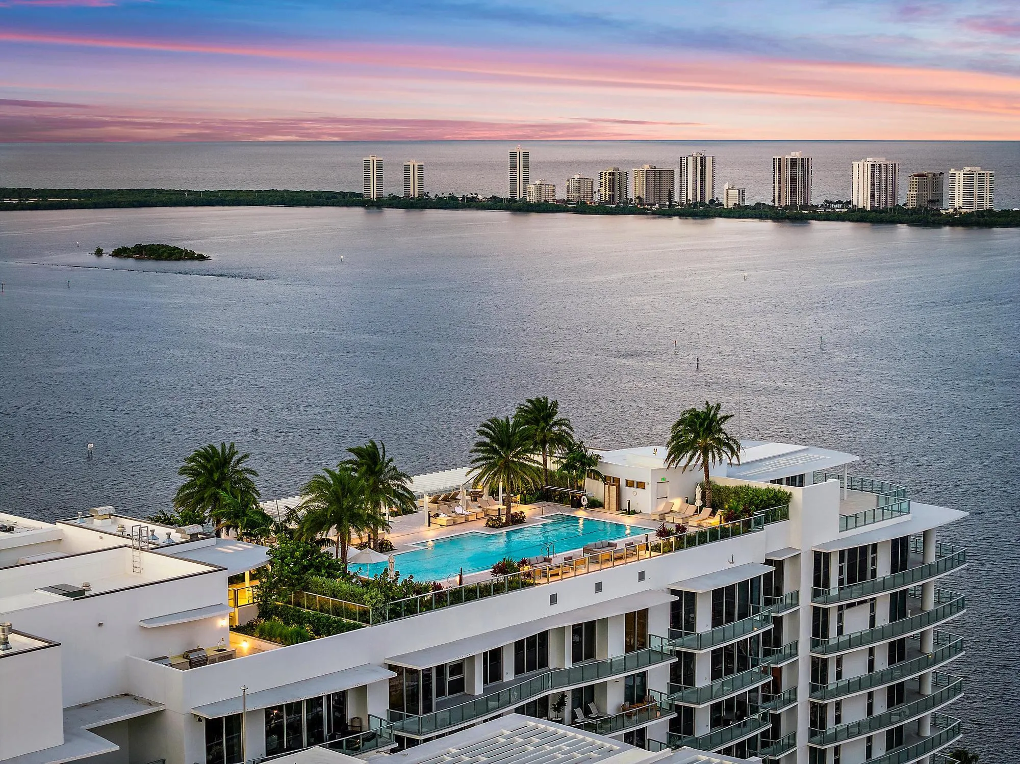 220 Lake Shore Drive #1802