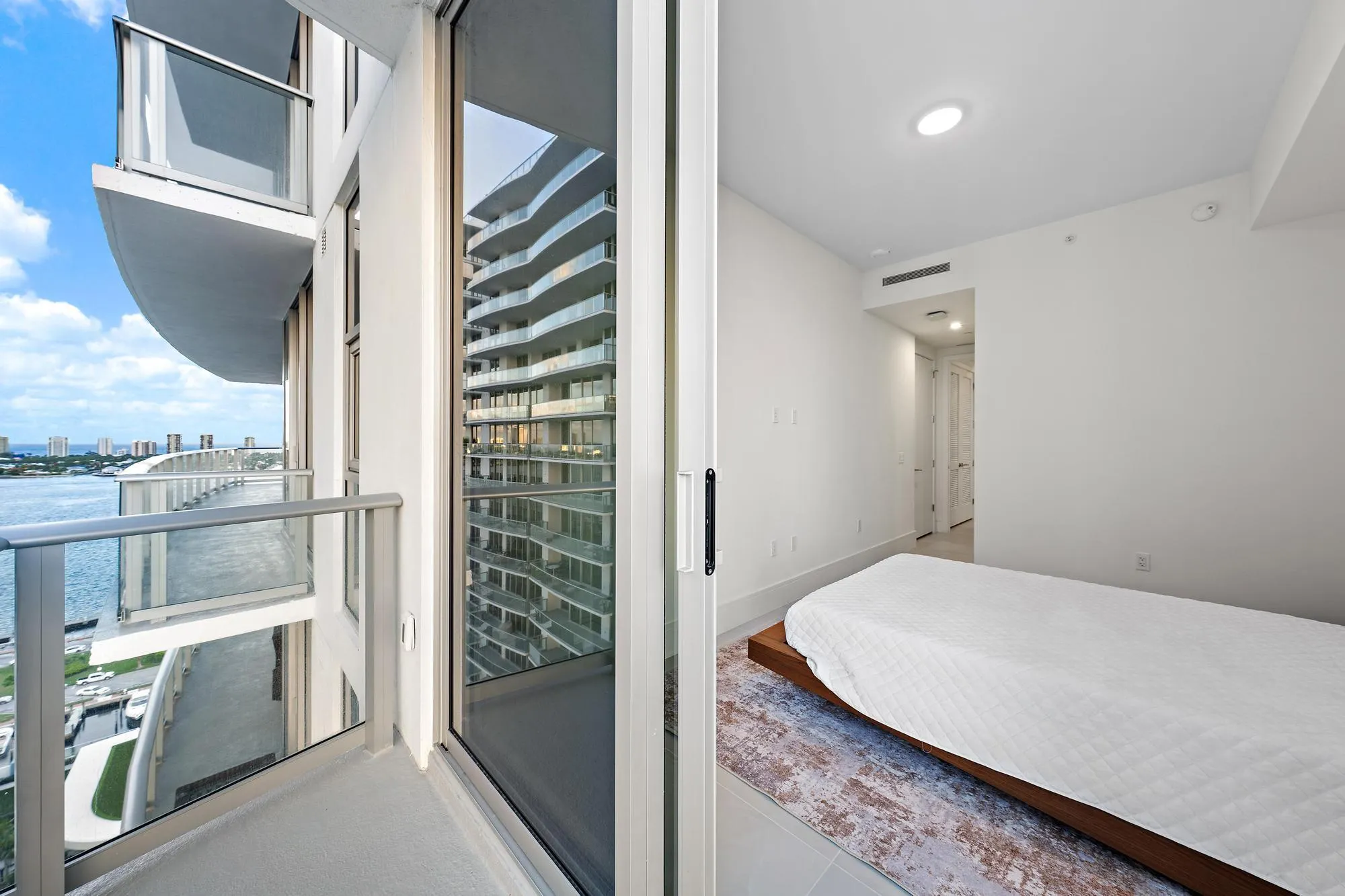 220 Lake Shore Drive #1802