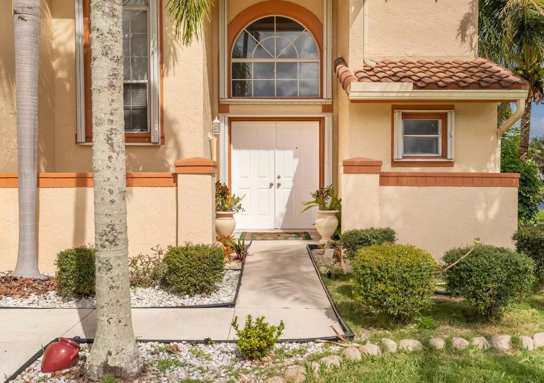 10256 BOCA SPRINGS Drive