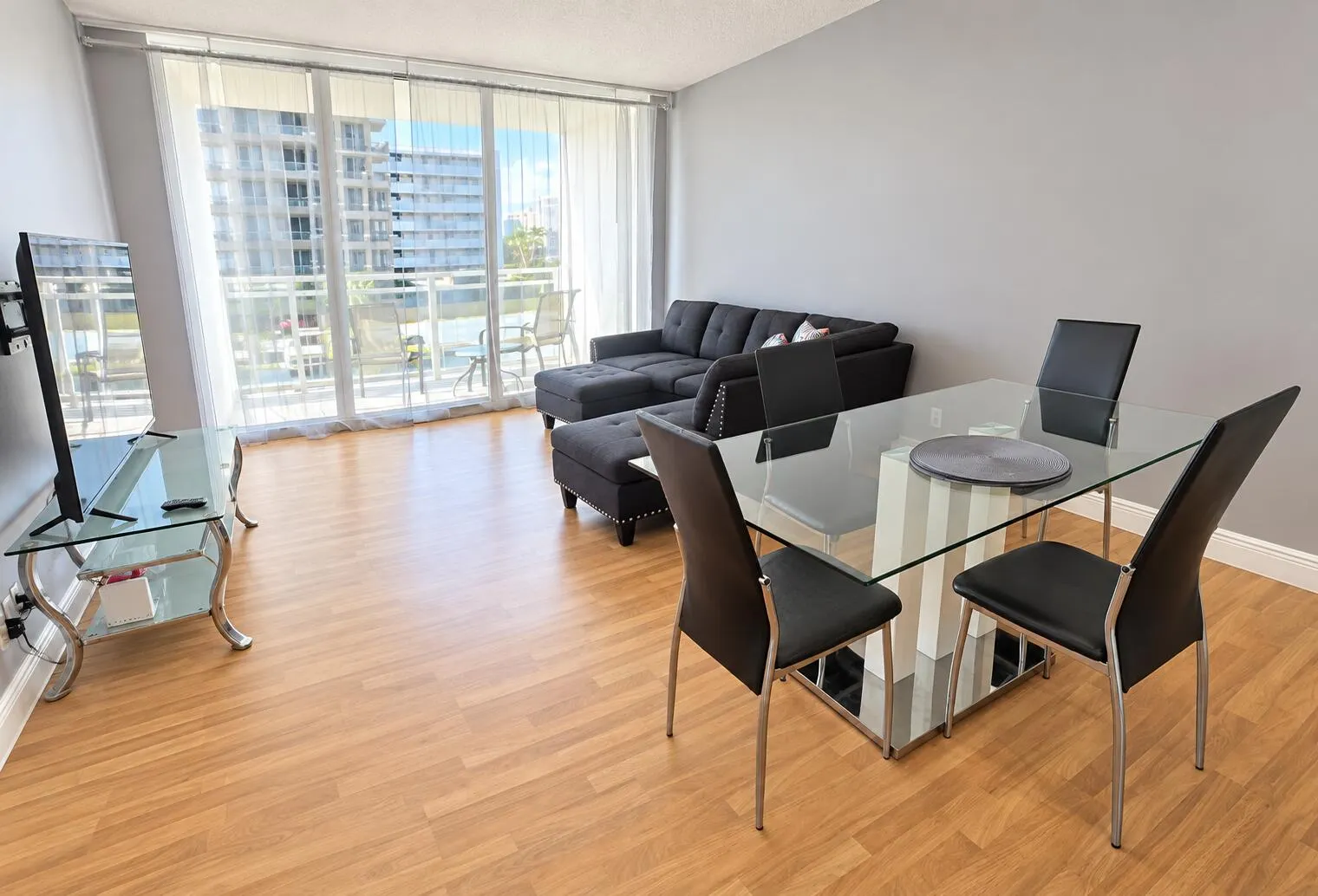 2030 S OCEAN Drive #211