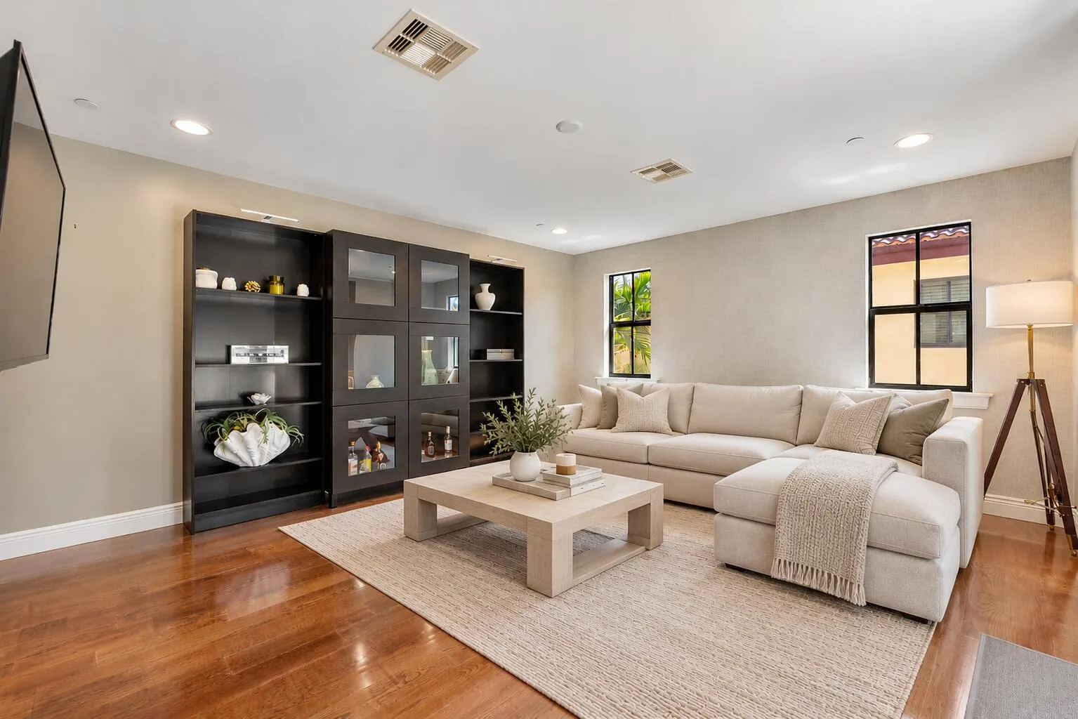 430 NE 7TH Avenue #430
