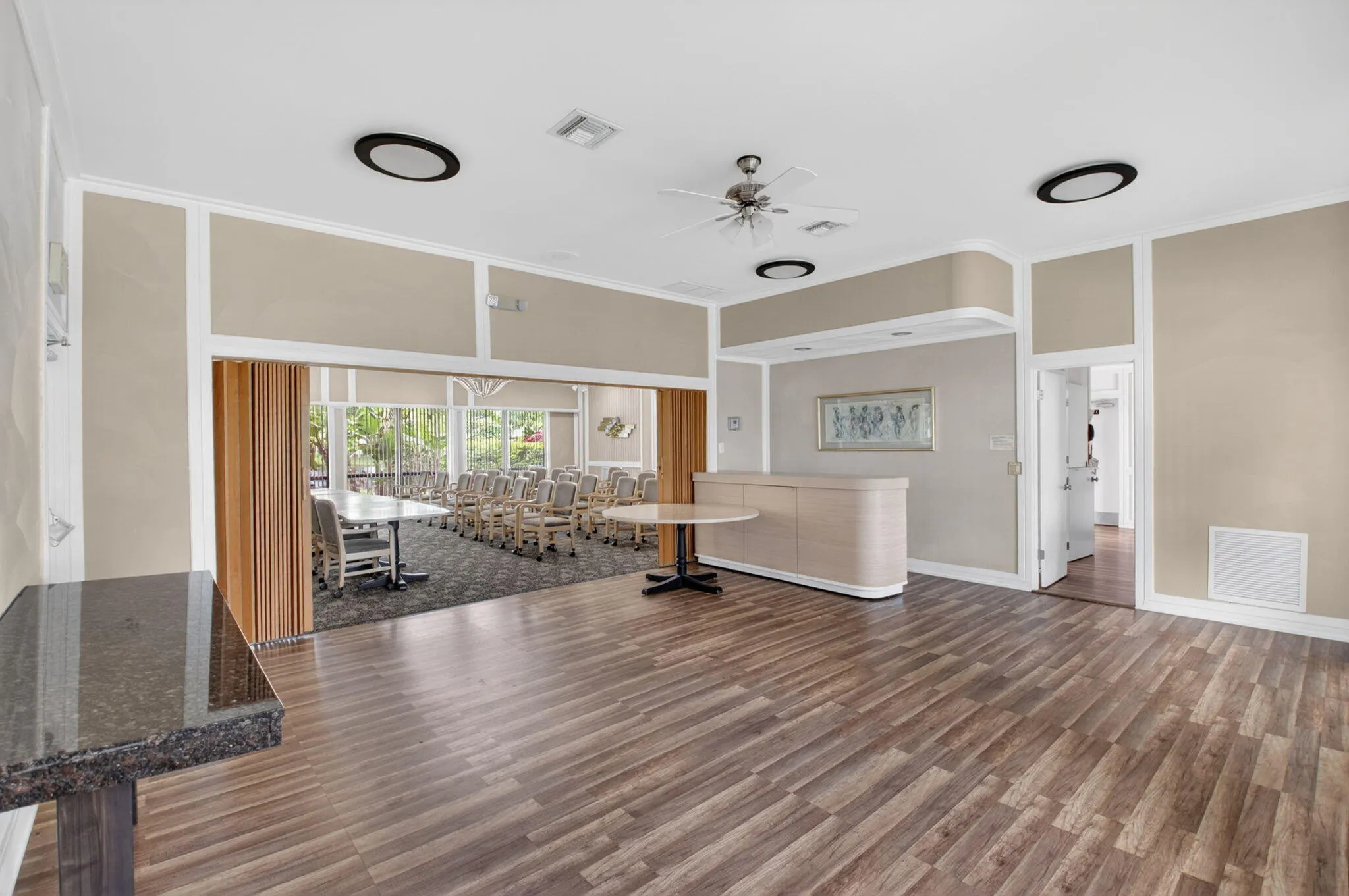 9259 VISTA DEL LAGO #18D