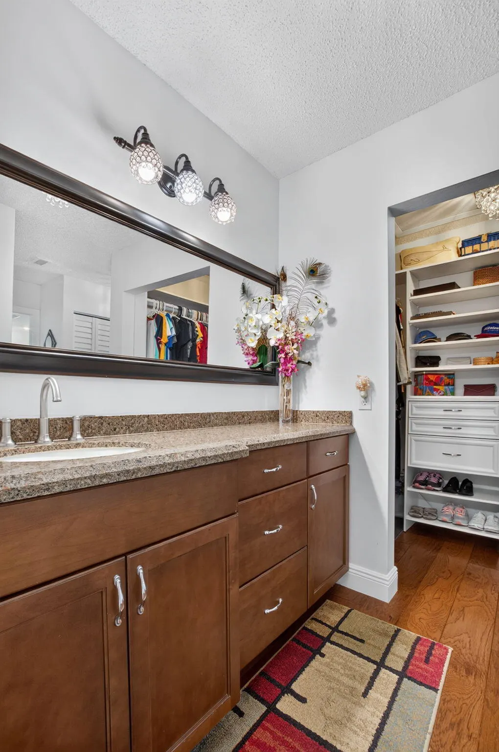 9259 VISTA DEL LAGO #18D