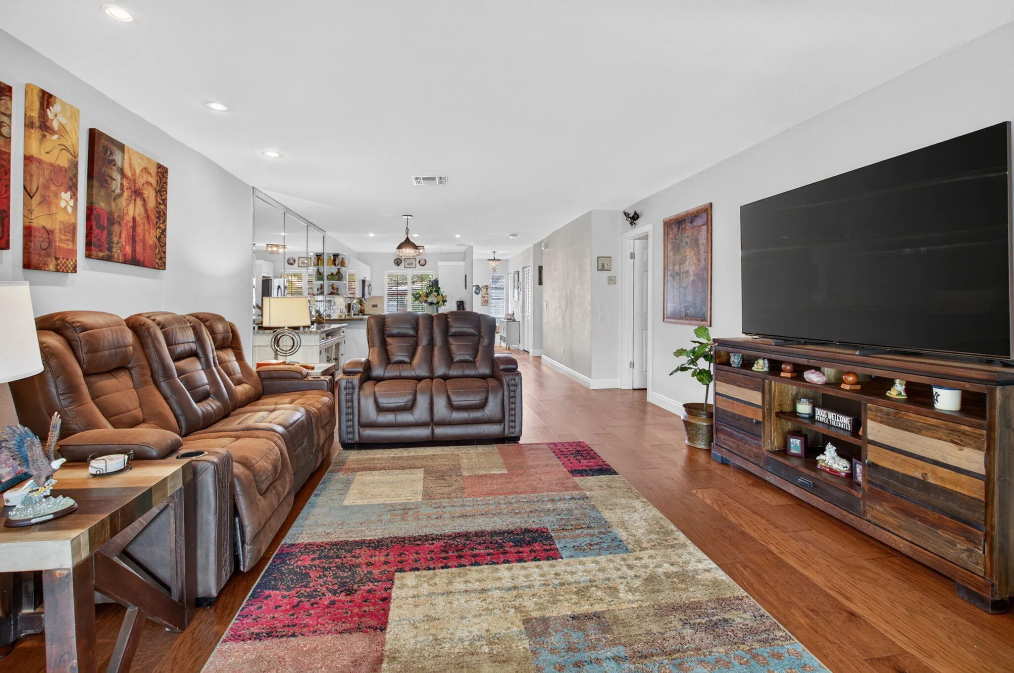 9259 VISTA DEL LAGO #18D