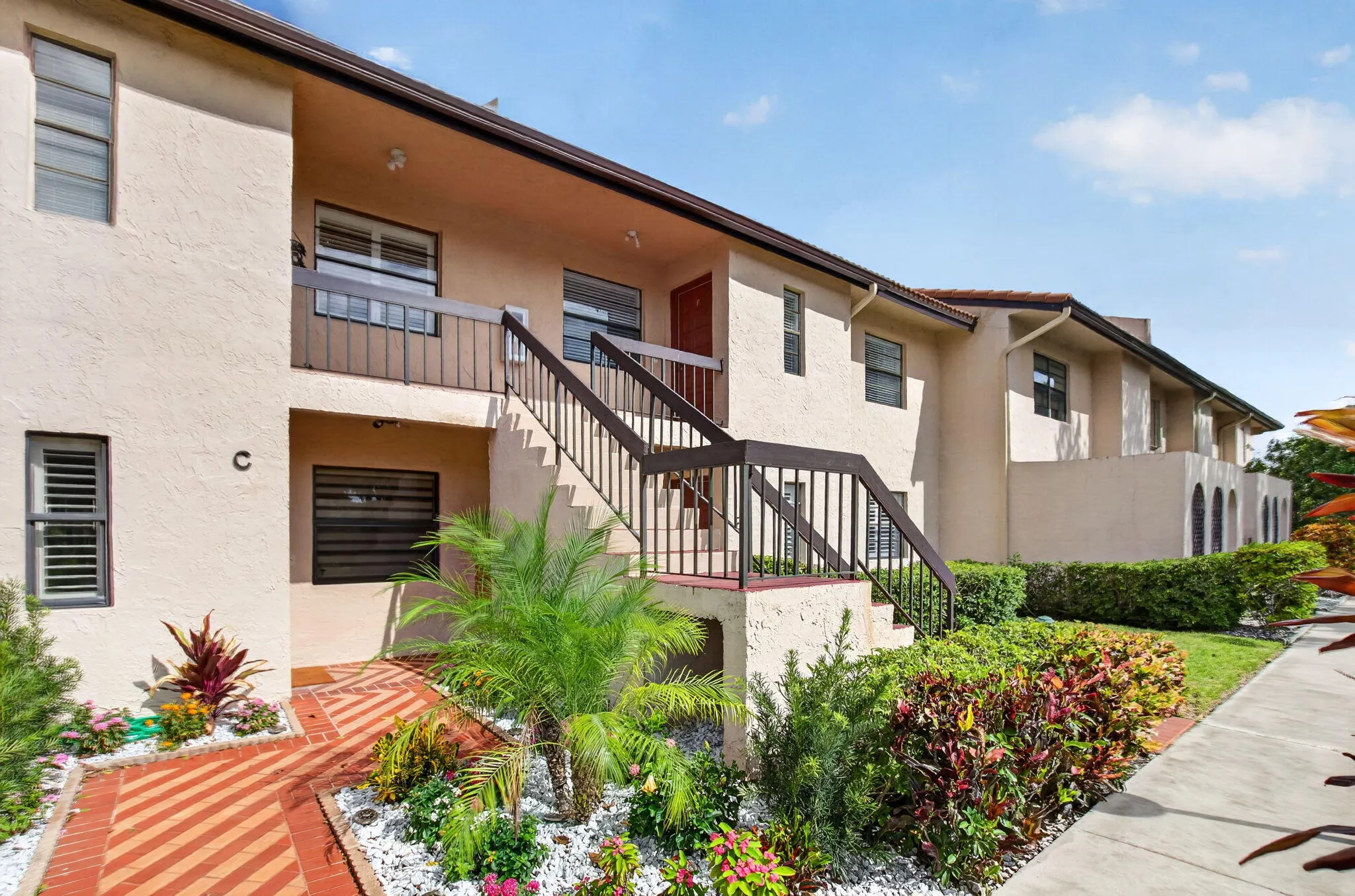 9259 VISTA DEL LAGO #18D