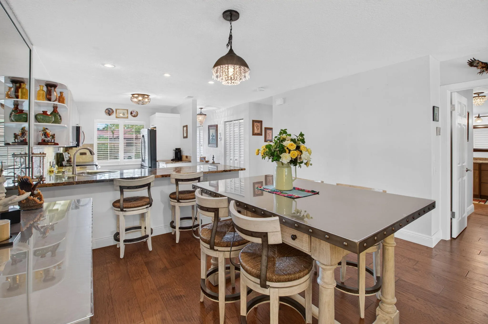 9259 VISTA DEL LAGO #18D