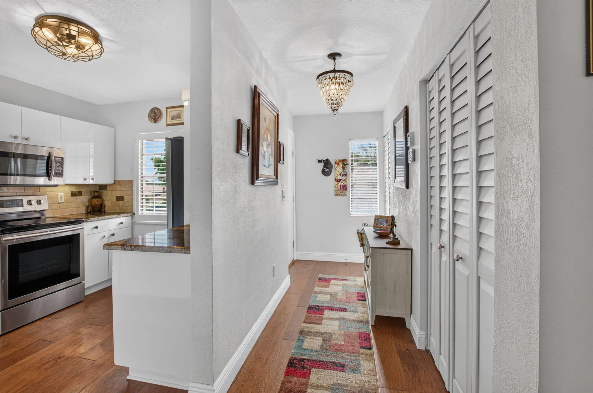 9259 VISTA DEL LAGO #18D