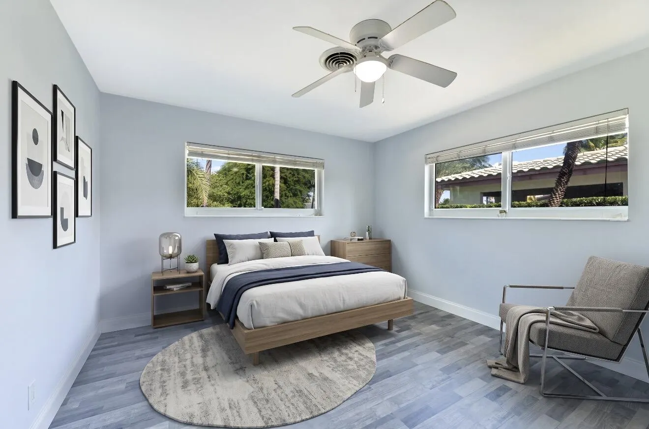 2160 NE 55TH Court