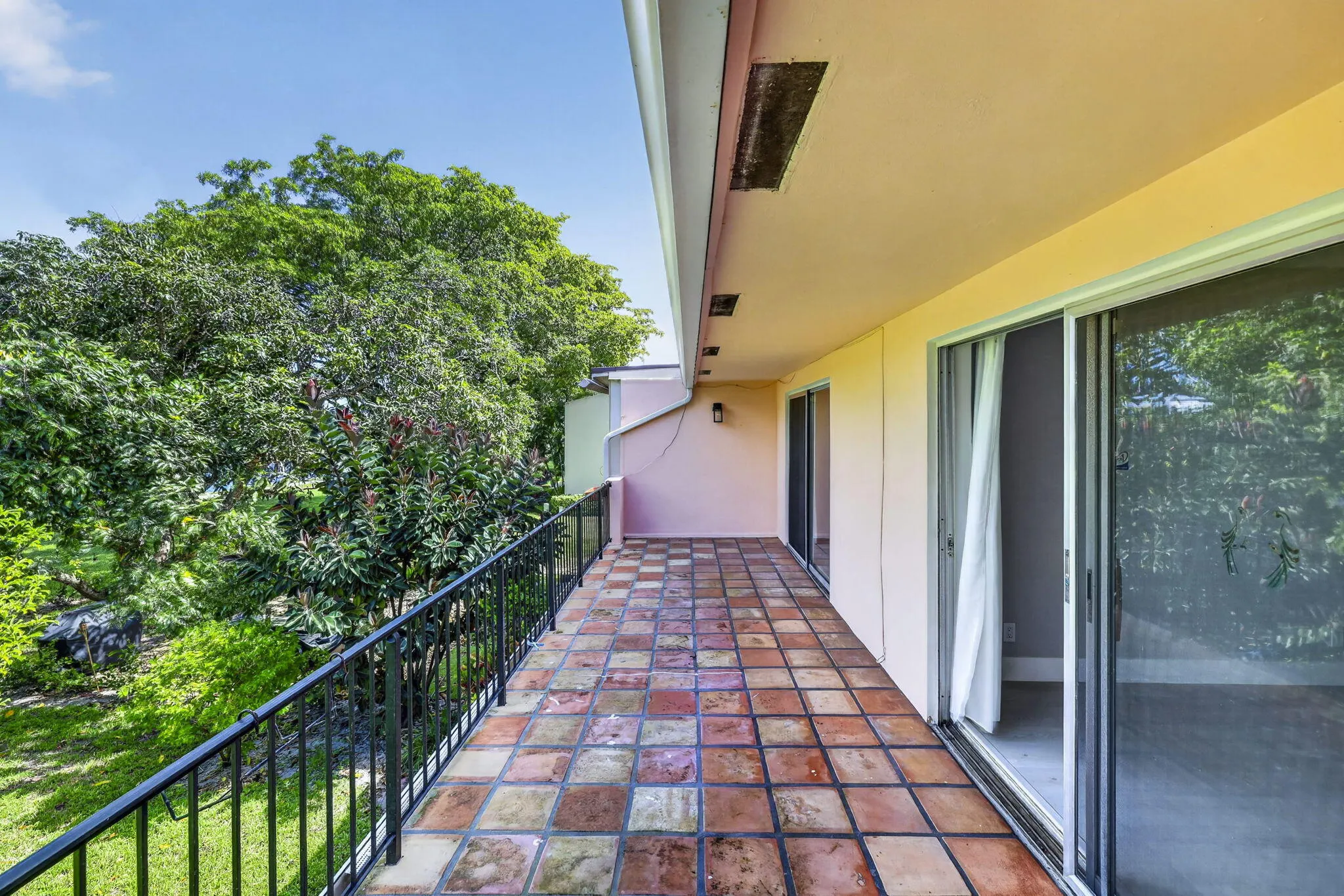 3107 N Palm Aire Drive