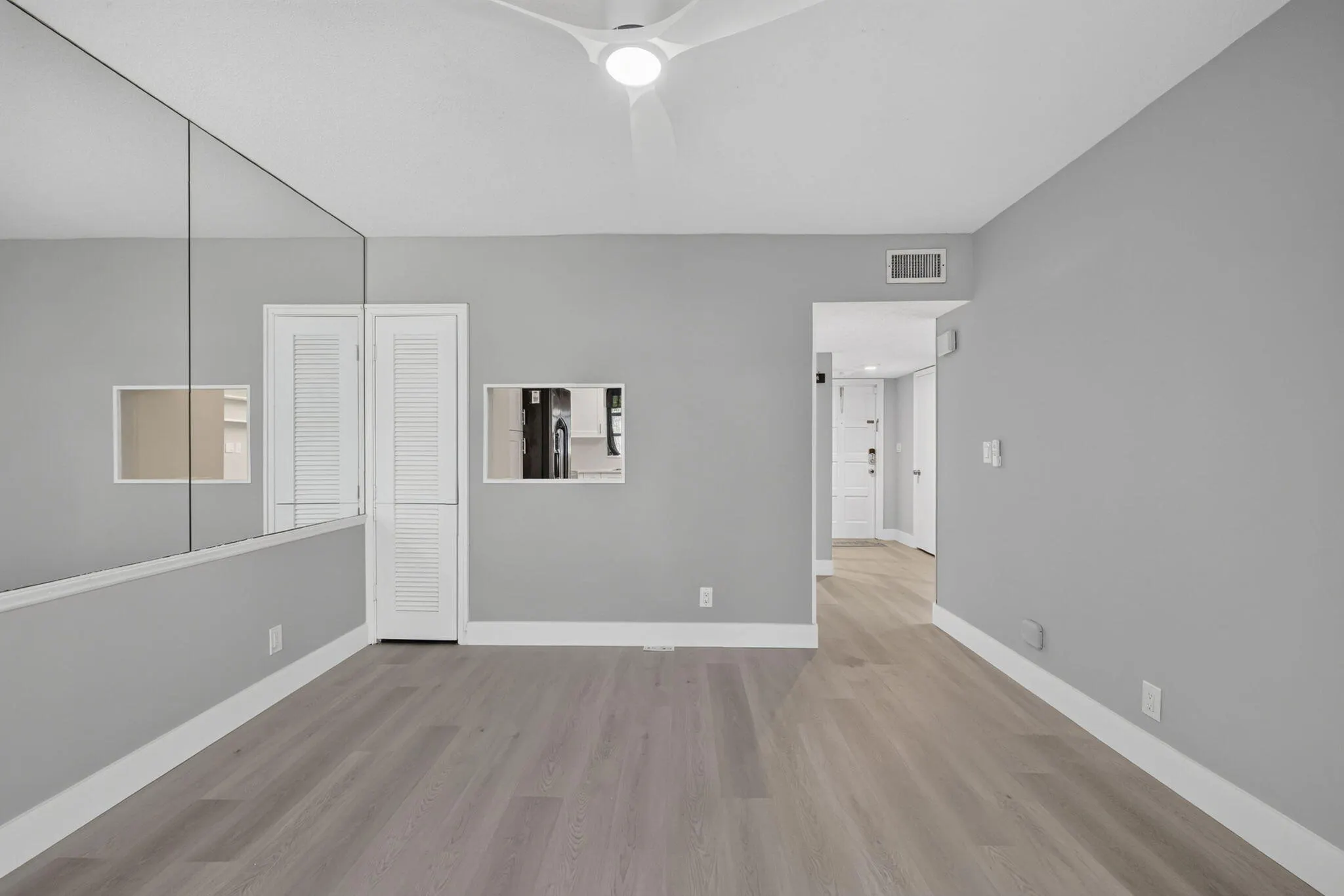 3107 N Palm Aire Drive