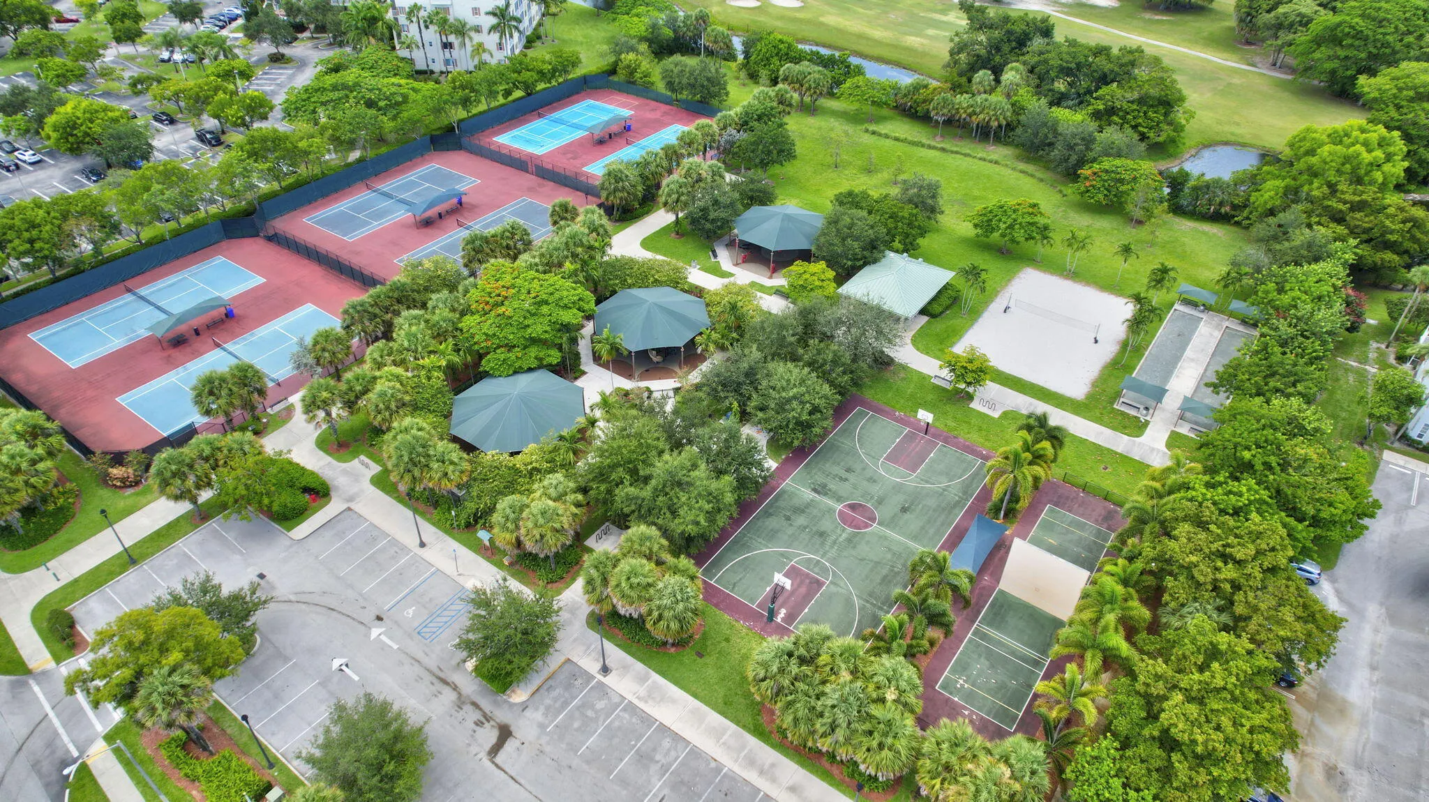3107 N Palm Aire Drive