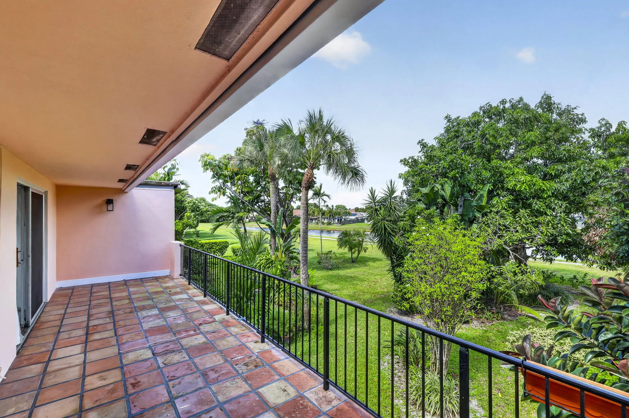 3107 N Palm Aire Drive