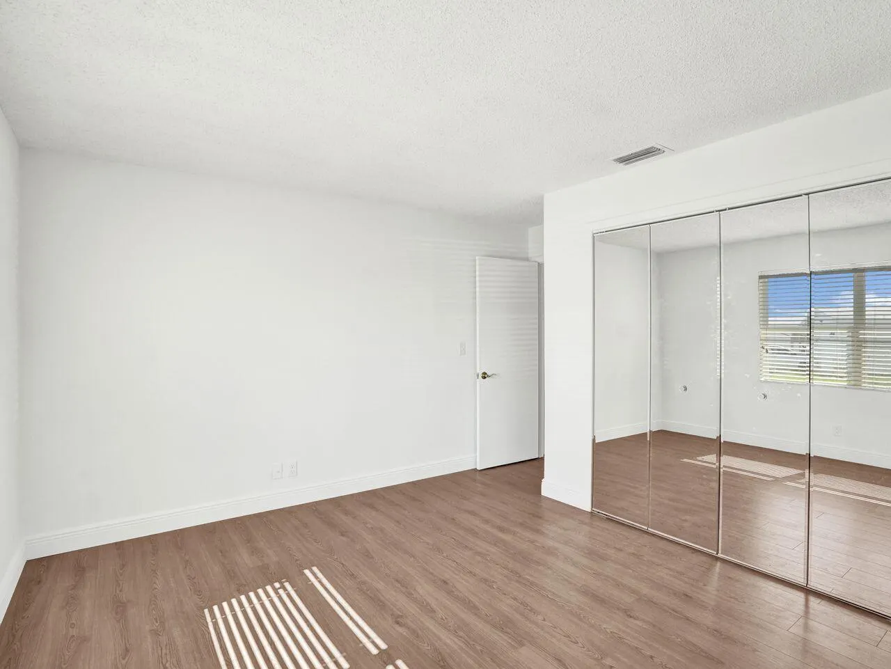 605 SW 21ST Circle