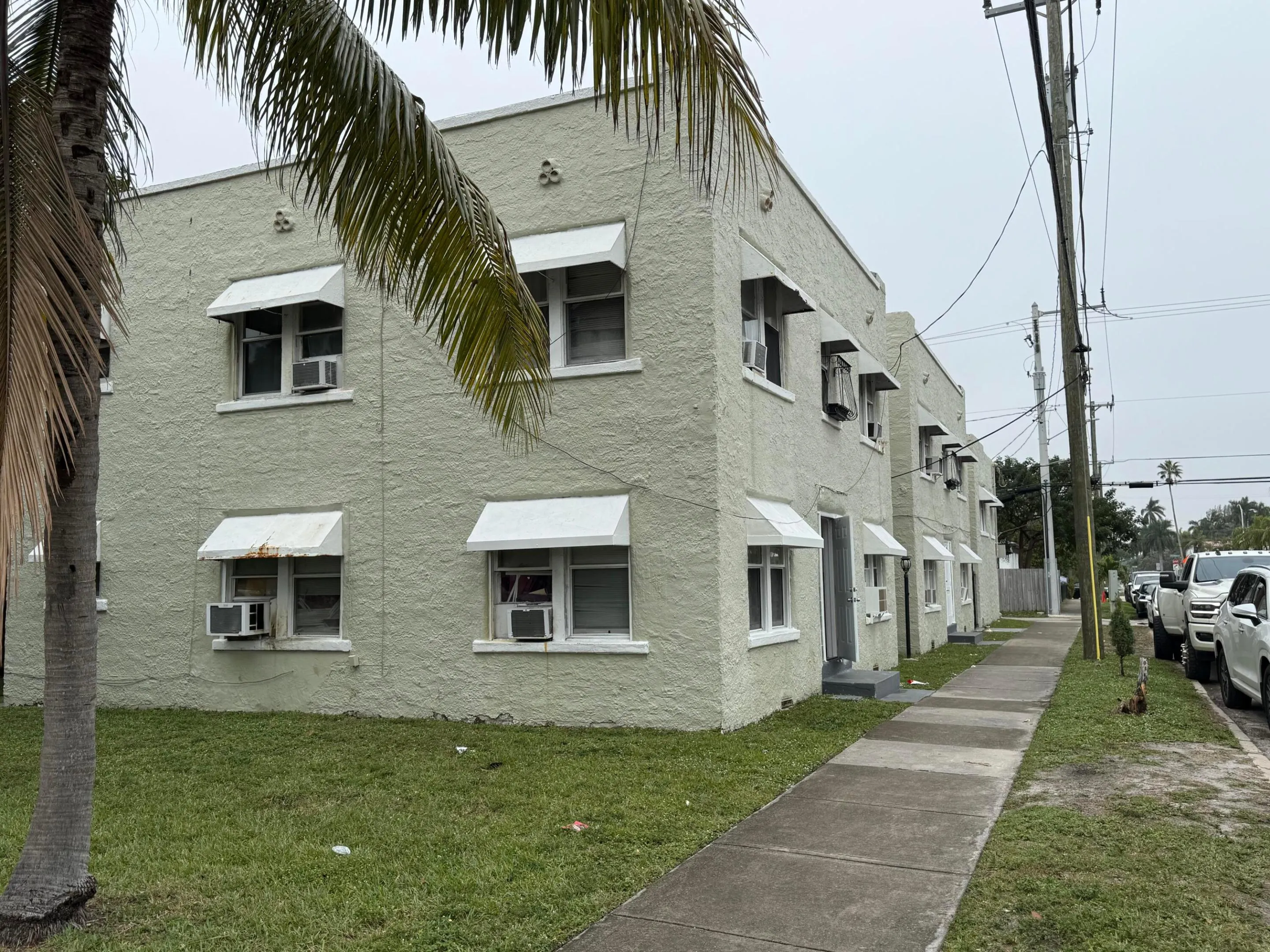 216 S 16th Avenue #4