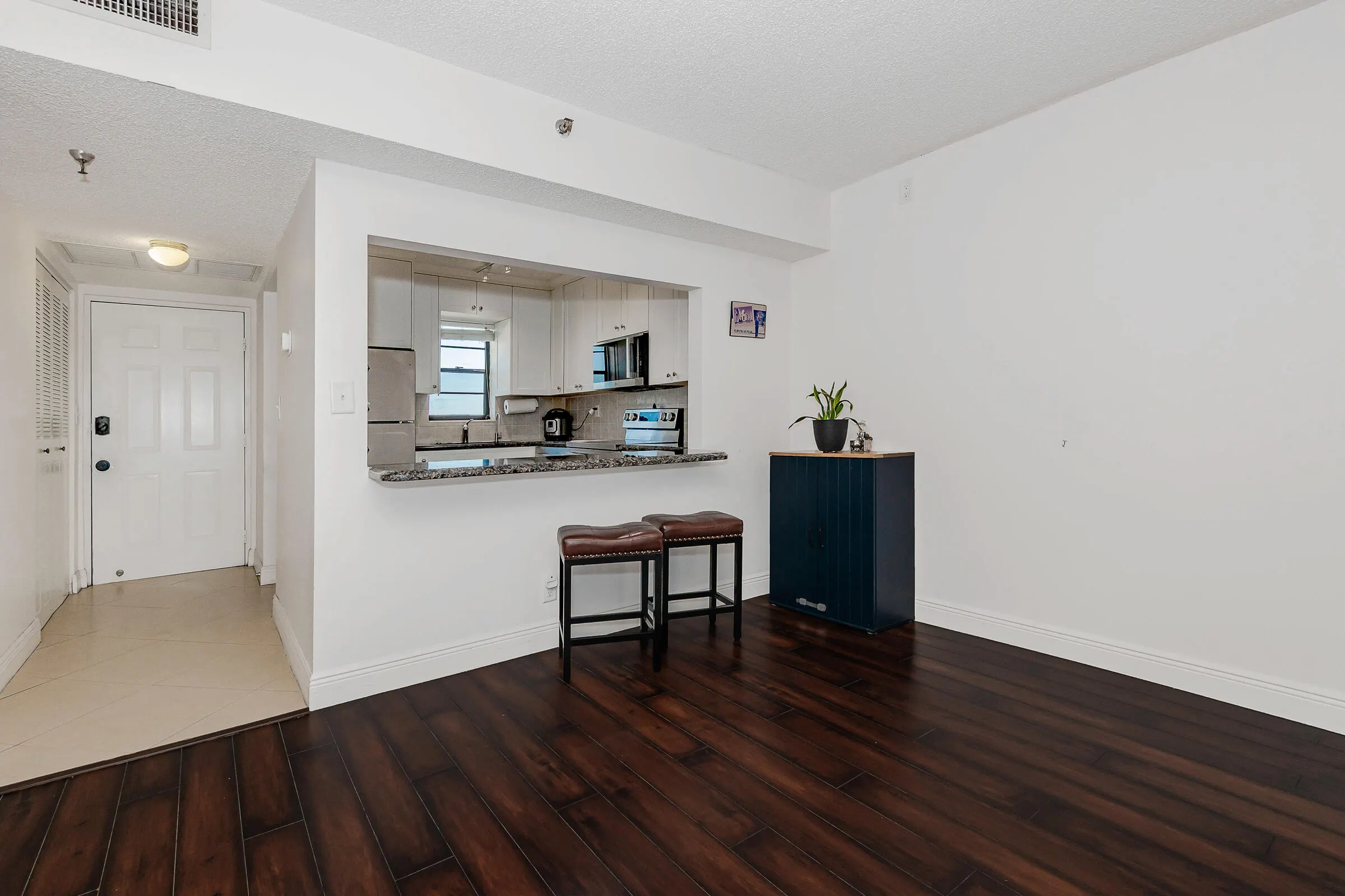 9235 SW 8th Street #502
