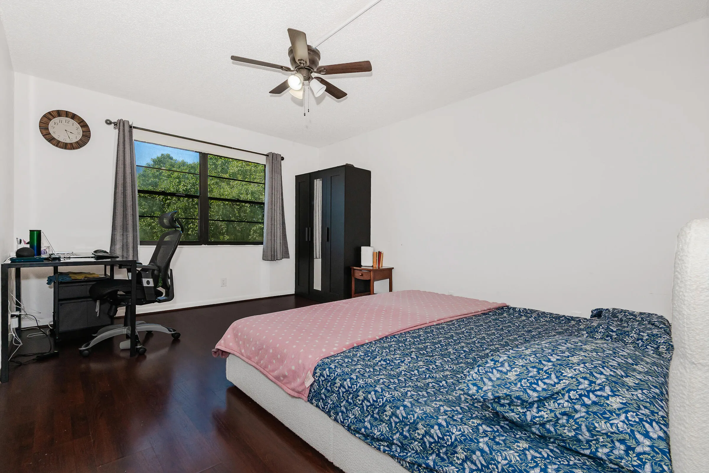9235 SW 8th Street #502