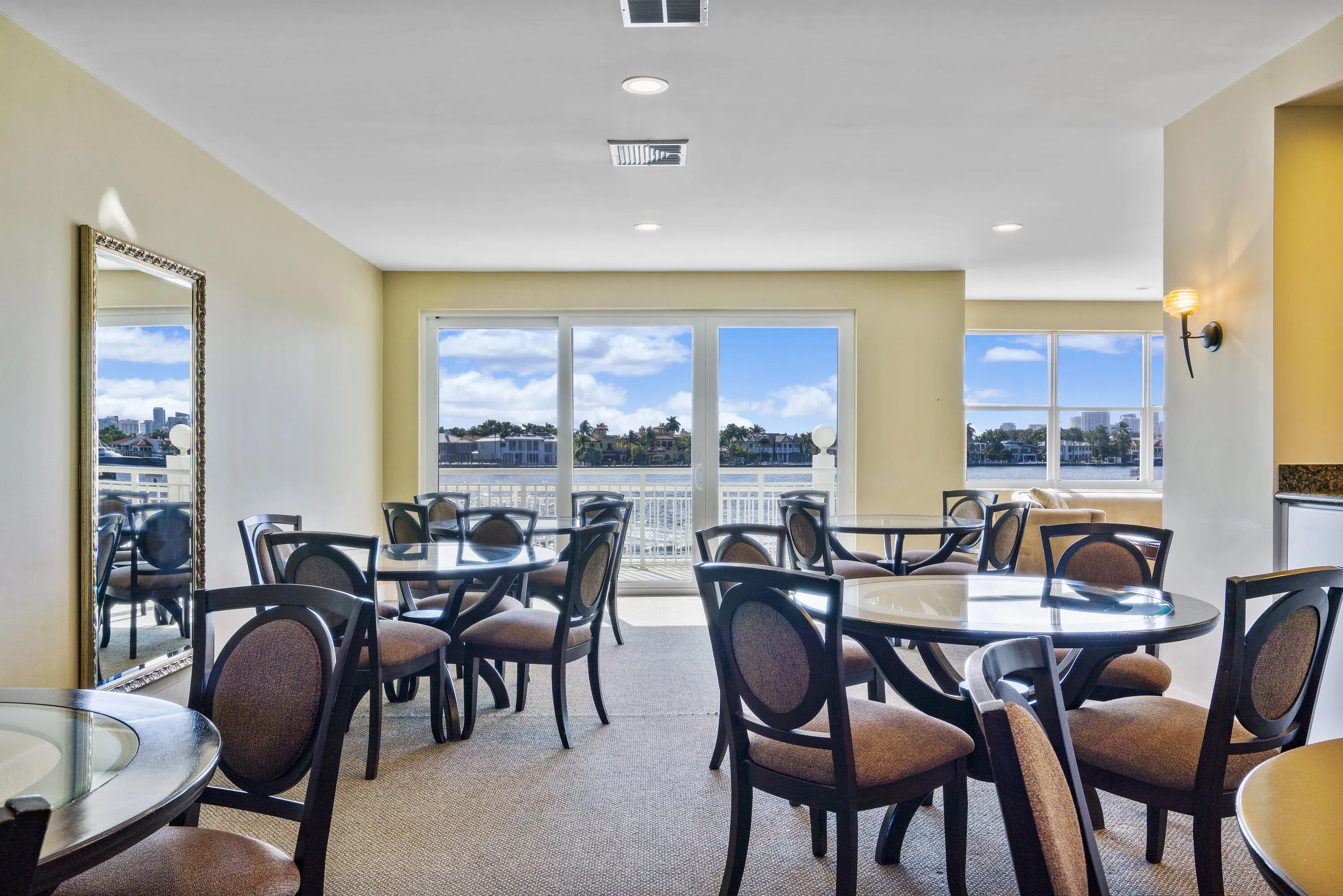 511 BAYSHORE Drive #410