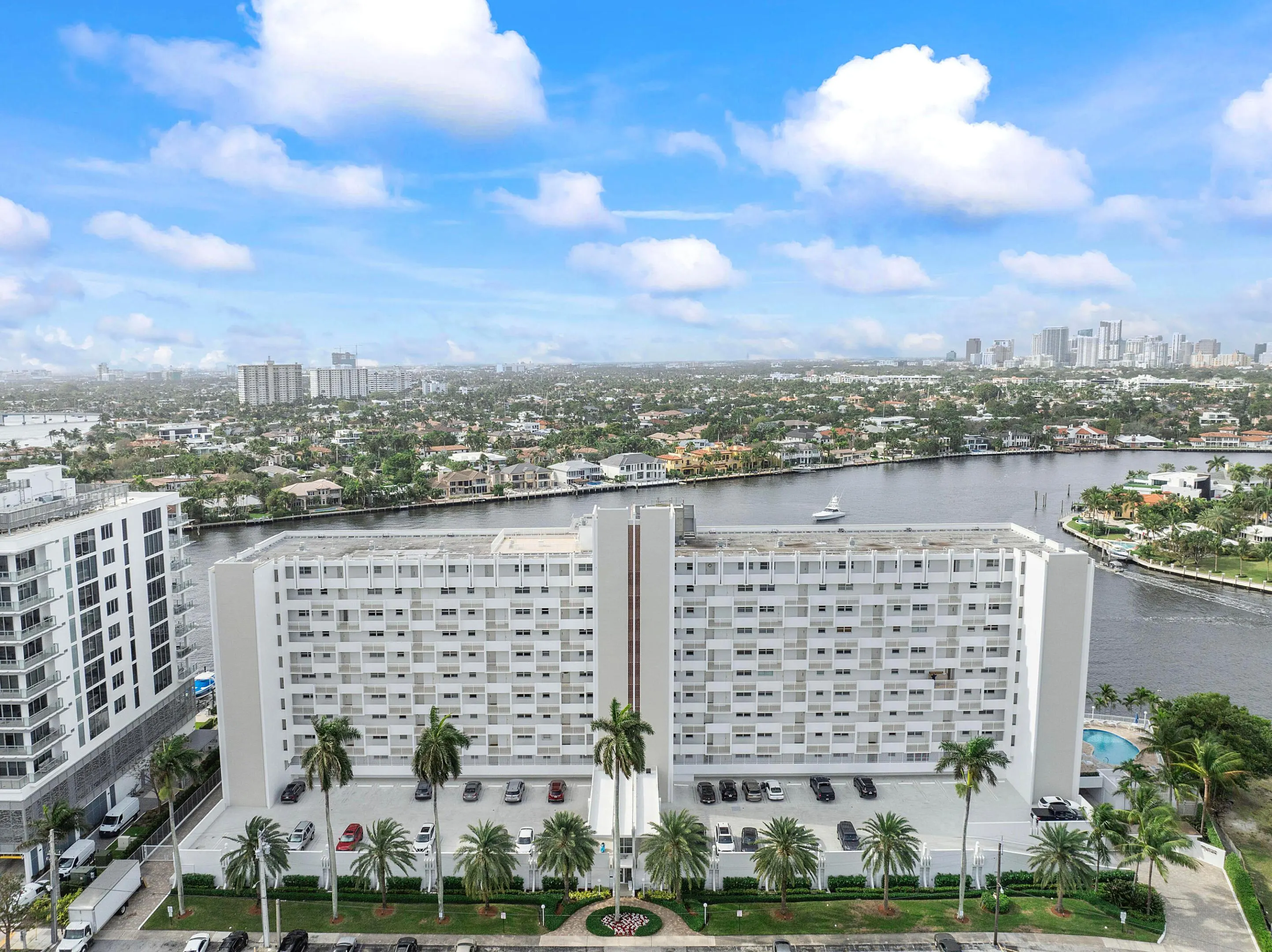 511 BAYSHORE Drive #410