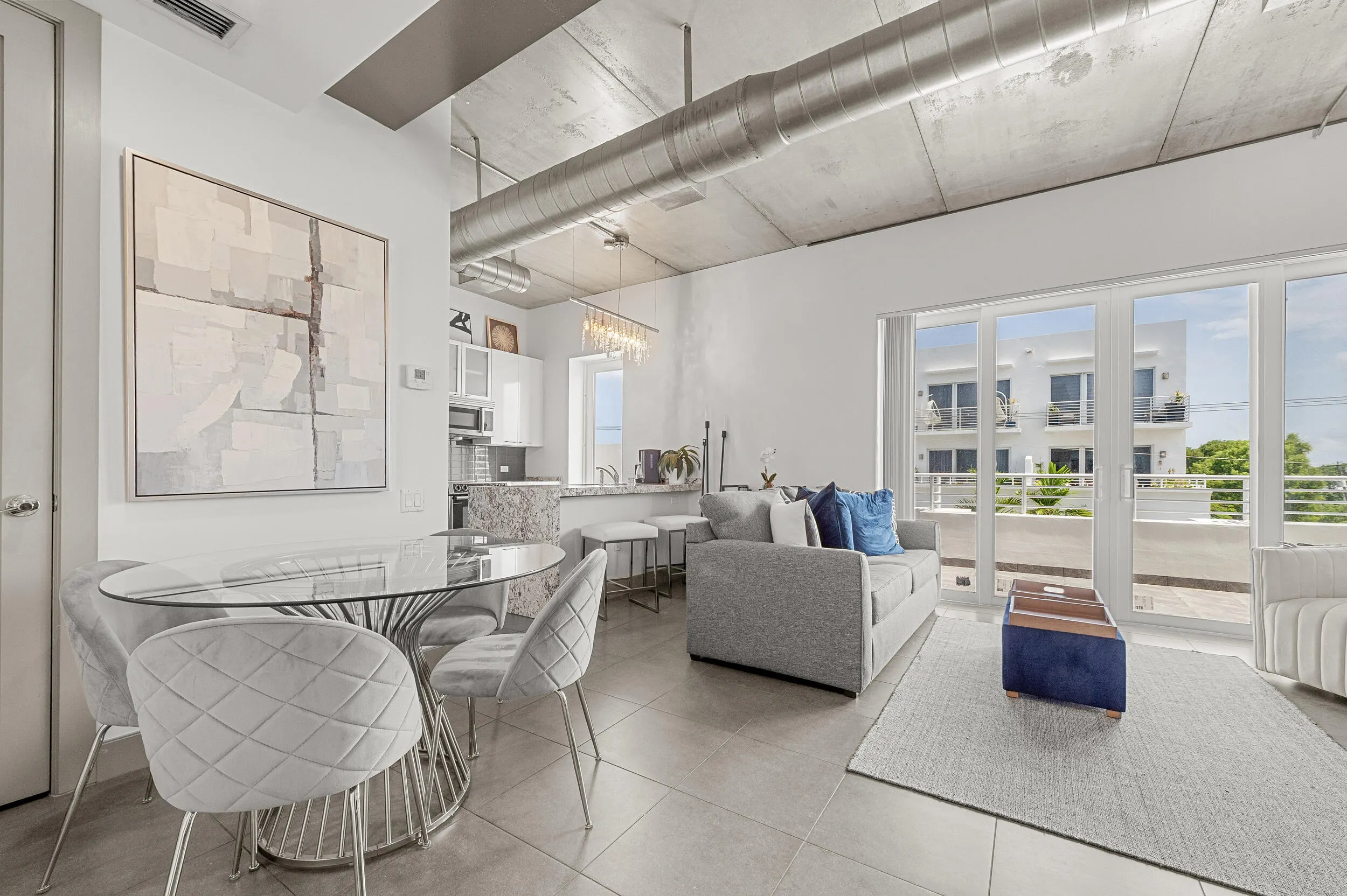 111 SE 2nd Street #302