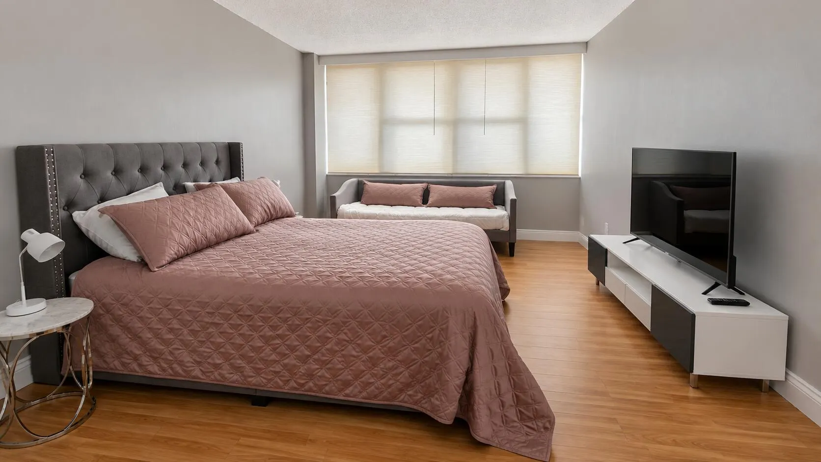 2030 S OCEAN Drive #211