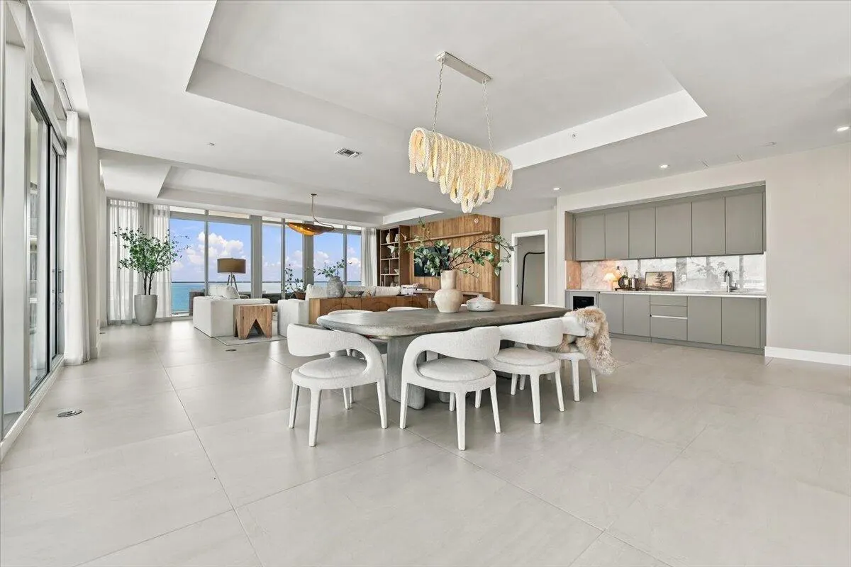 153 N Seabreeze Boulevard #2602-S