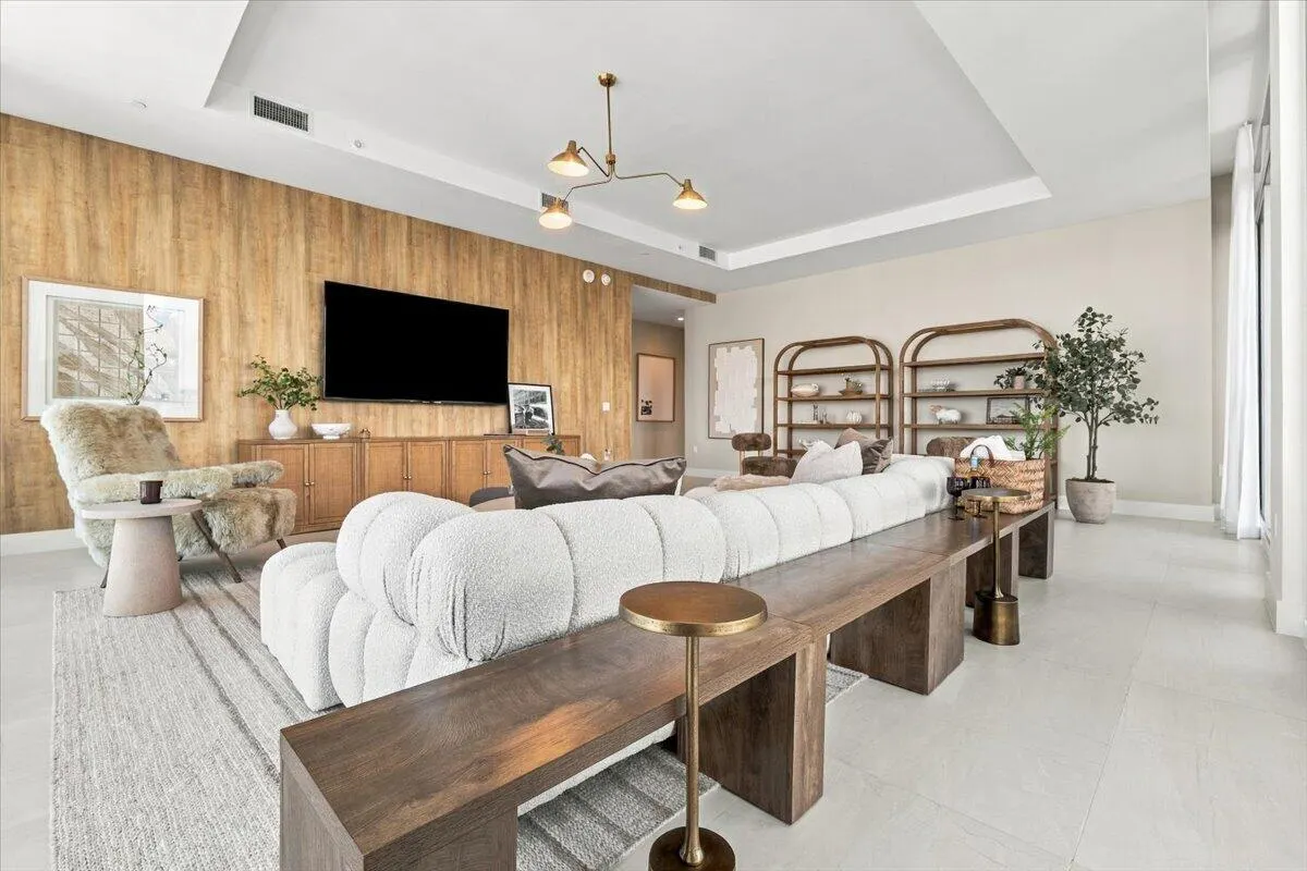 153 N Seabreeze Boulevard #2602-S