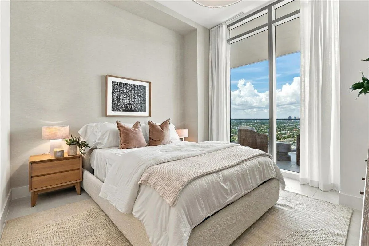 153 N Seabreeze Boulevard #2602-S