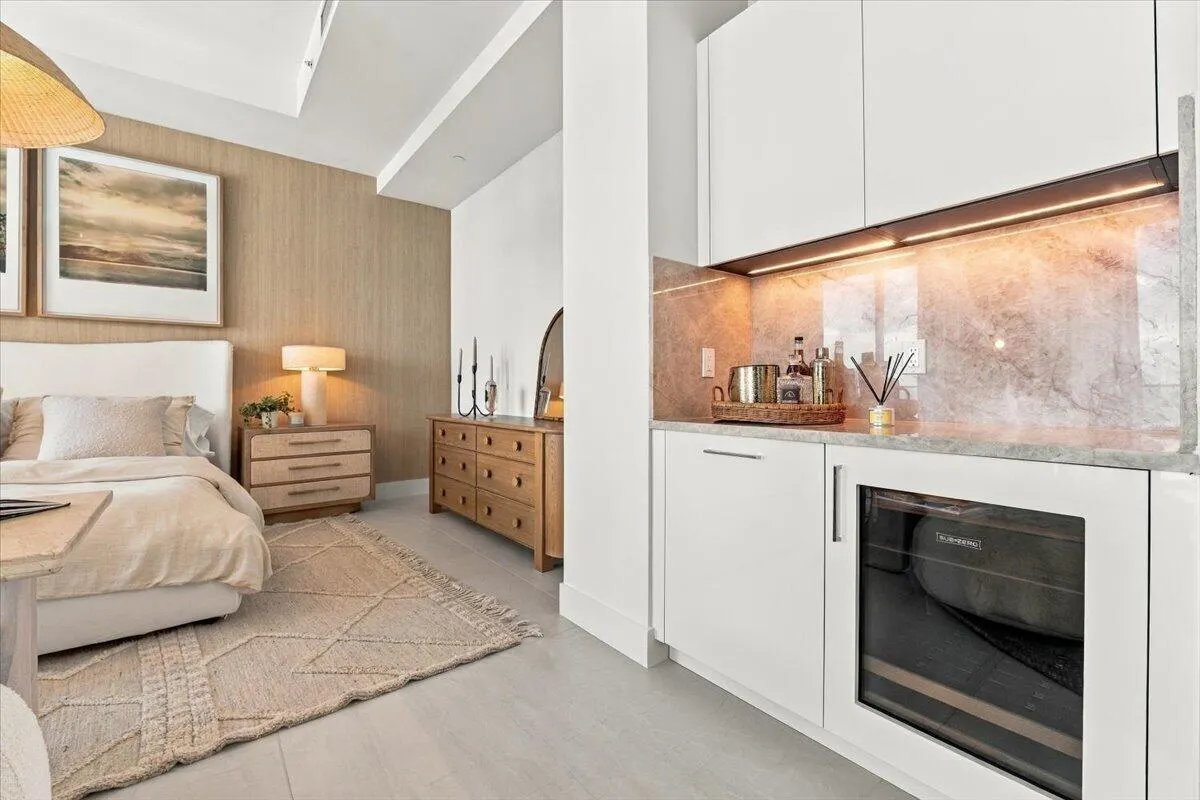 153 N Seabreeze Boulevard #2602-S