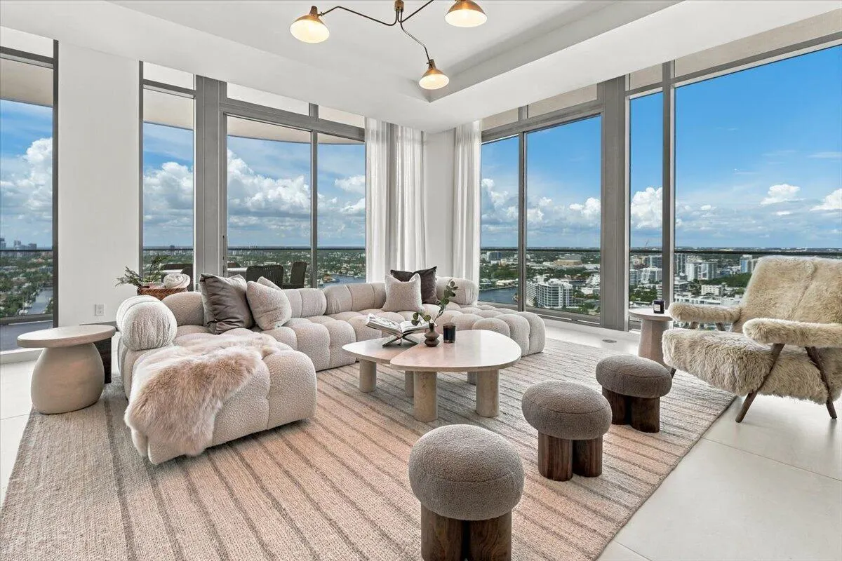 153 N Seabreeze Boulevard #2602-S