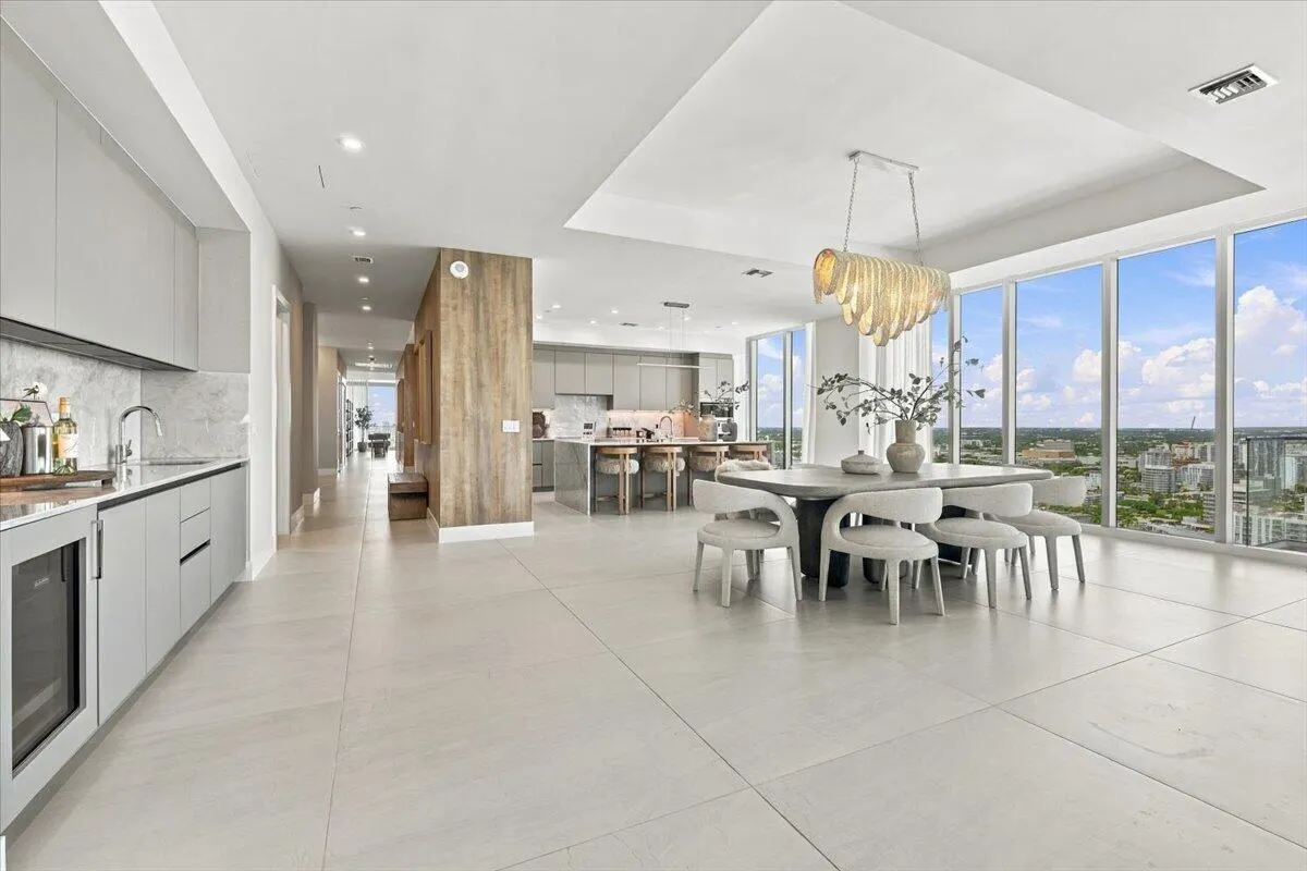 153 N Seabreeze Boulevard #2602-S