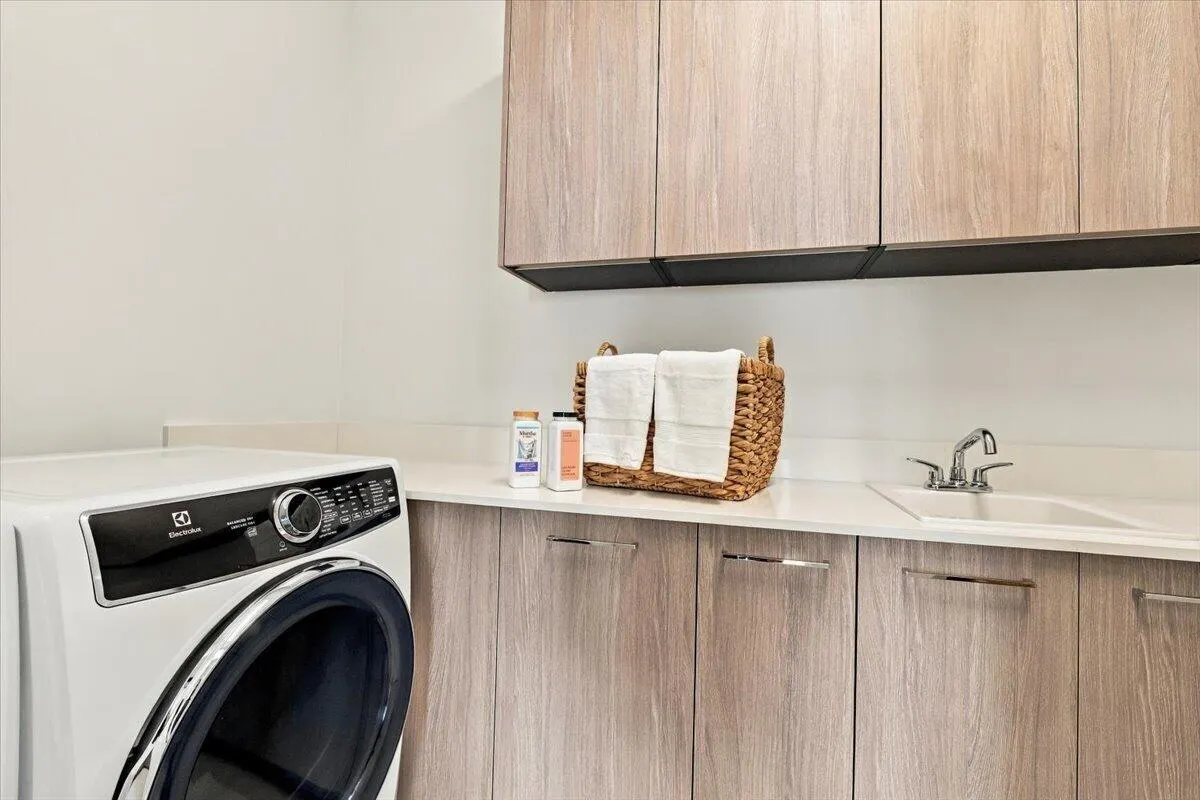 153 N Seabreeze Boulevard #2602-S