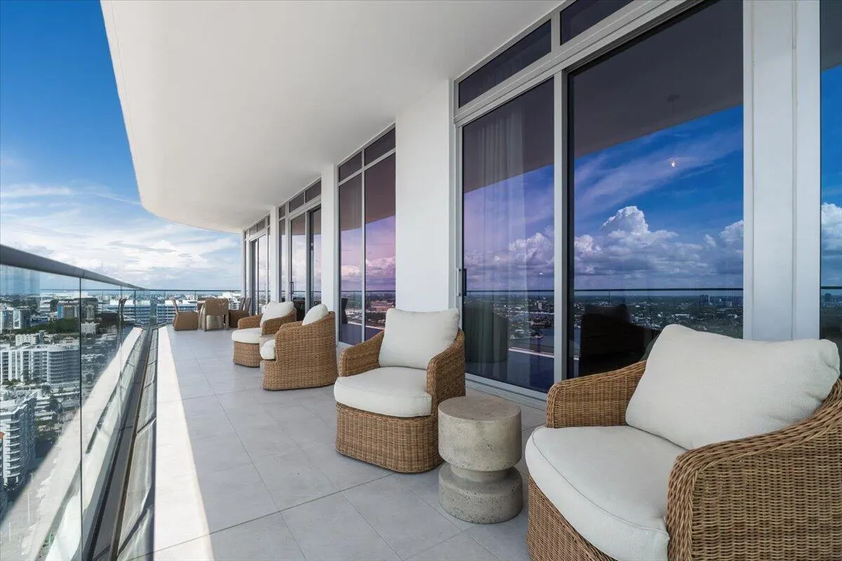 153 N Seabreeze Boulevard #2602-S
