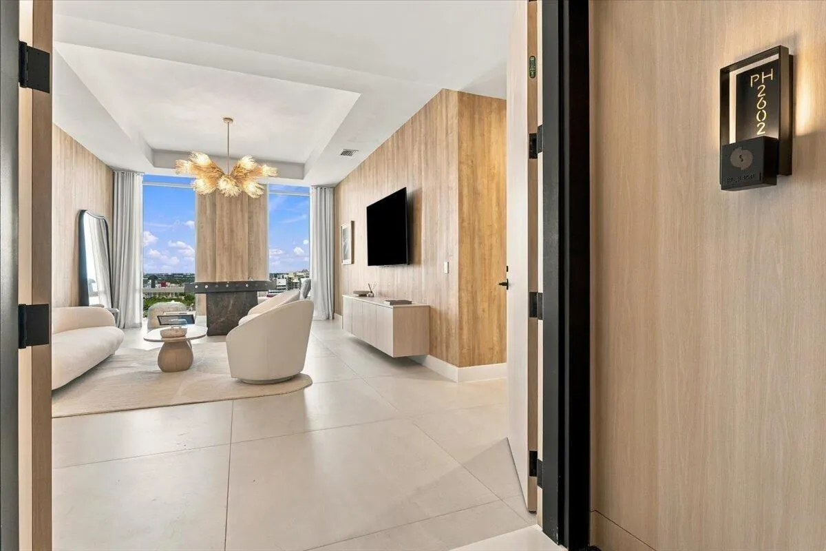 153 N Seabreeze Boulevard #2602-S