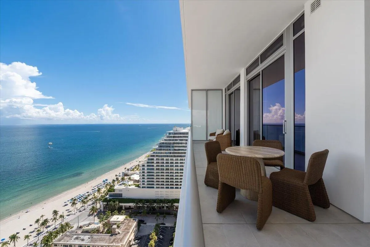 153 N Seabreeze Boulevard #2602-S