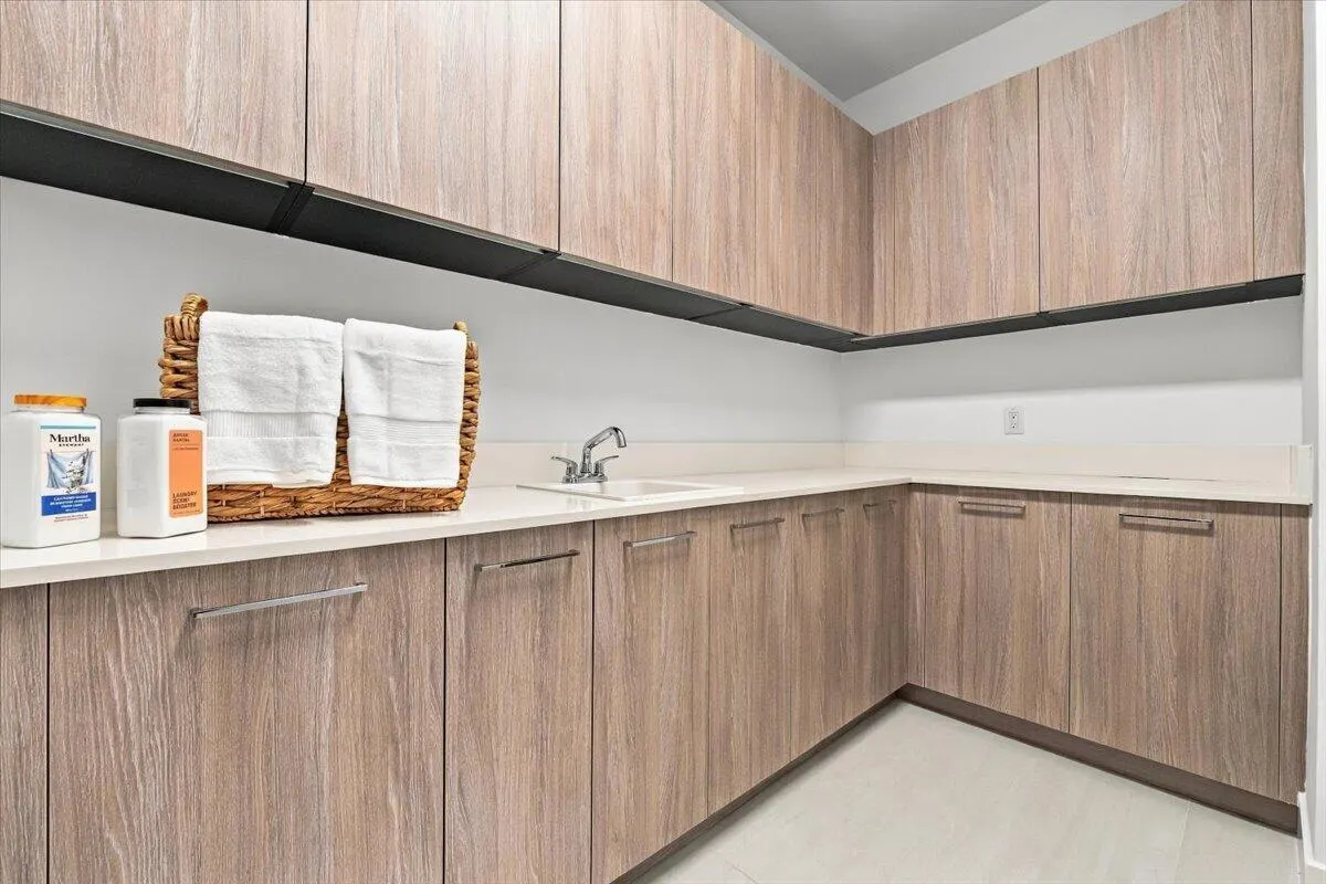 153 N Seabreeze Boulevard #2602-S