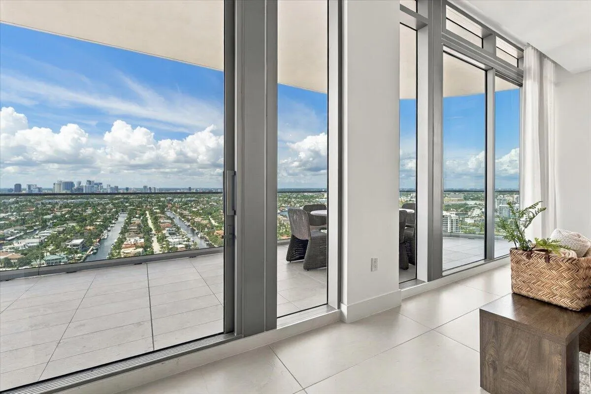 153 N Seabreeze Boulevard #2602-S