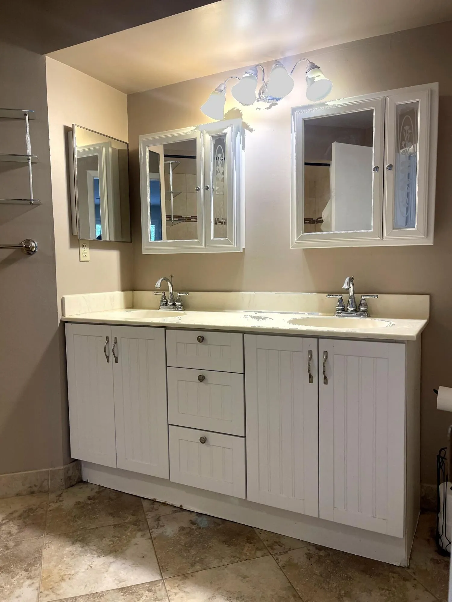 6606 VILLA SONRISA Drive #920